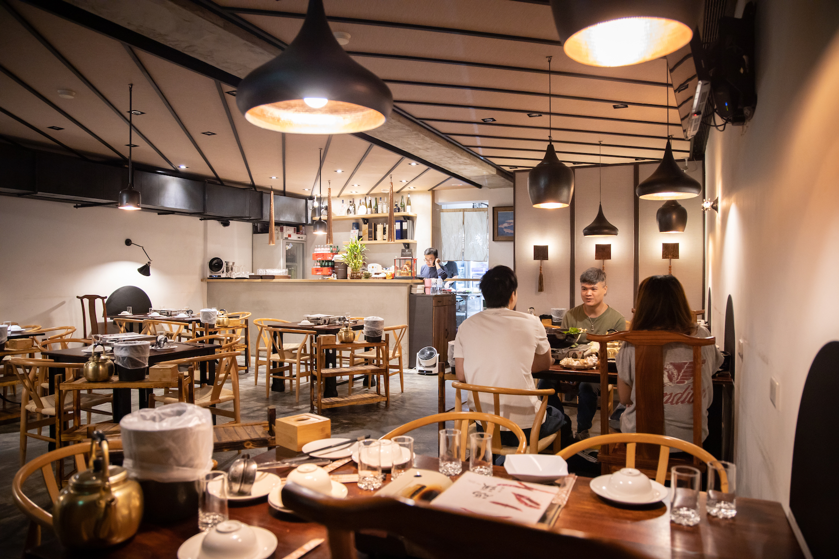 店內很有川式的隨性悠閒感。