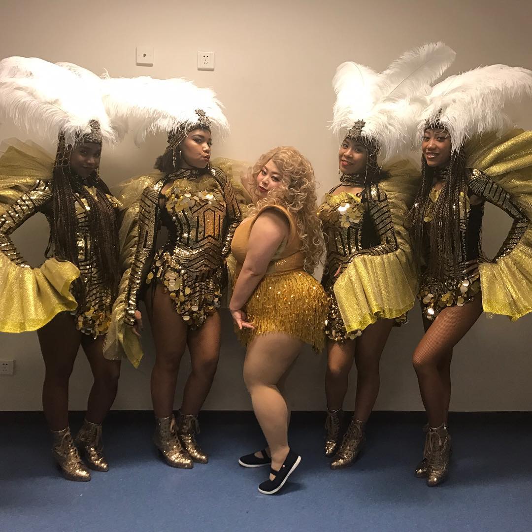 渡邊直美(中)在亞洲人氣旺,前年獲阿里巴巴集團邀約,登上「2018天貓雙11狂歡夜」演出。