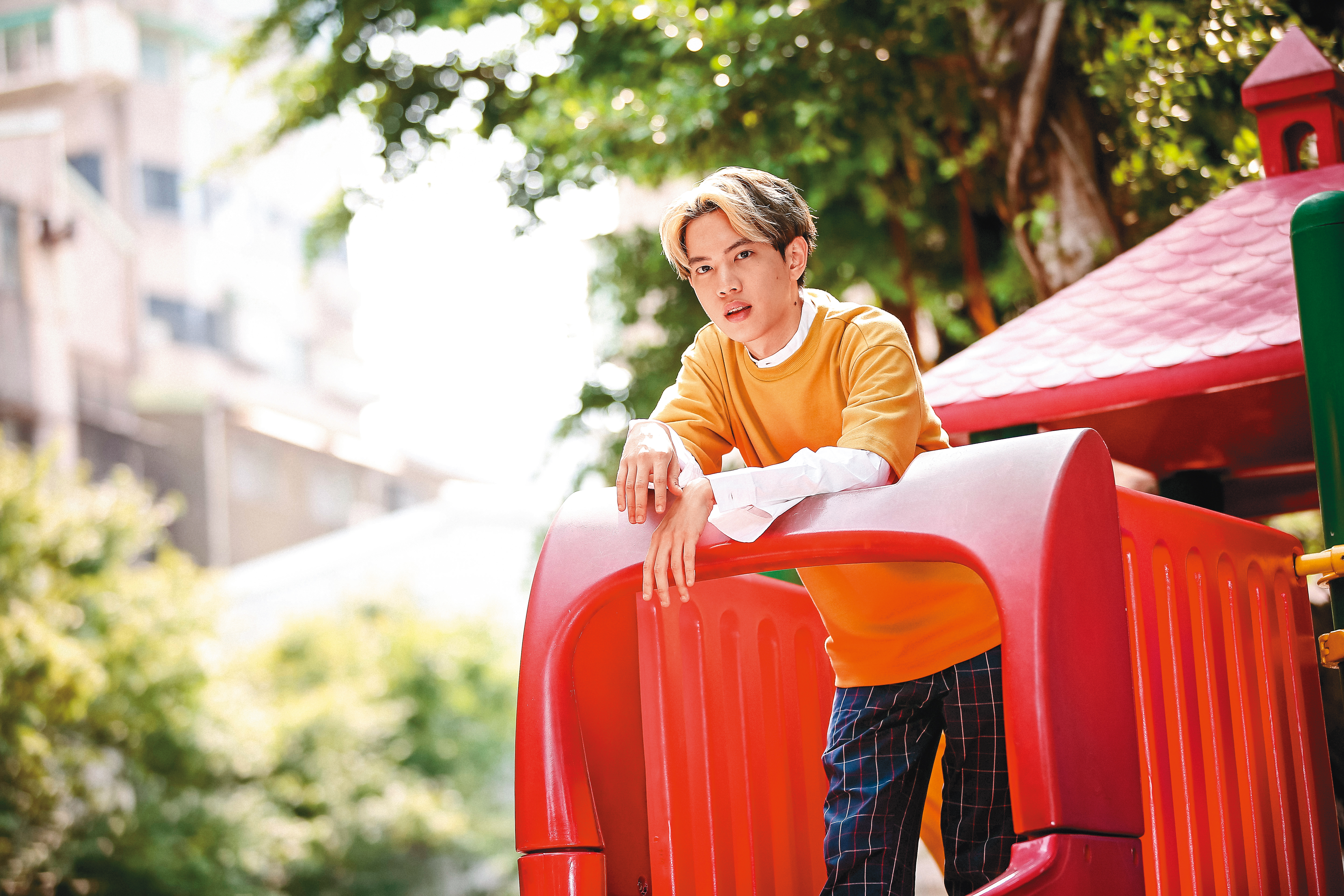 楊士弘因入圍第31屆金曲新人獎，知名度大增。