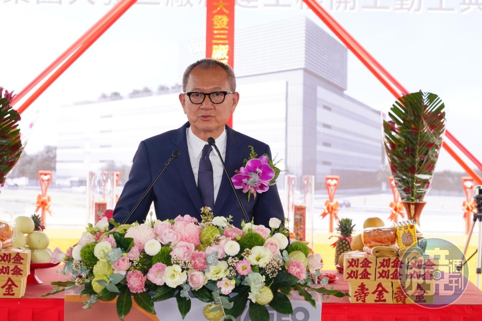國巨董事長陳泰銘表示,高雄新廠完成後在台灣的產能將超越海外。