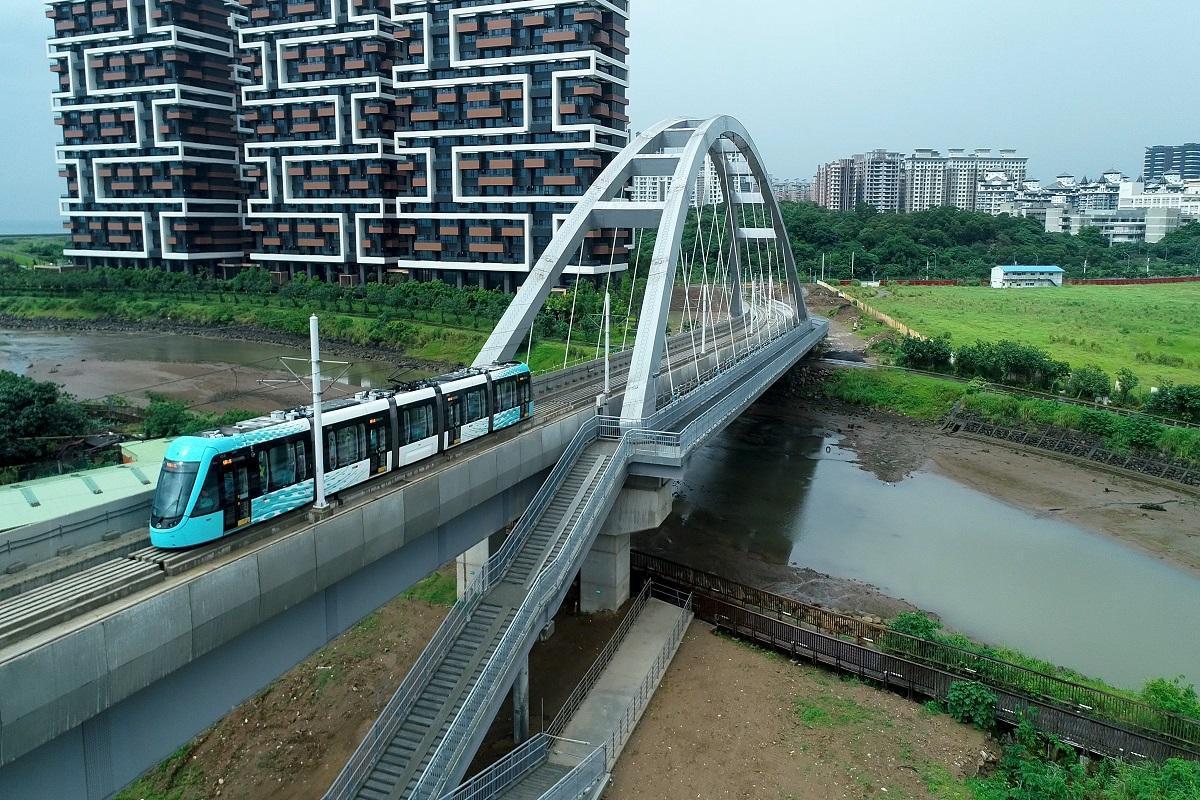 淡海輕軌第一期藍海線今天通車。（翻攝自新北捷運公司網站）