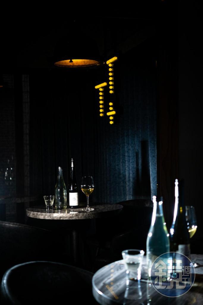 「T+T」的Wine Pairing(餐酒搭)組合有4杯及7杯的選擇,選酒組合活潑,可能會喝到法國、義大利、西班牙、德國、紐西蘭等地葡萄酒或是日本清酒、義大利渣釀白蘭地等聯合國式的組軍,時常有意外驚喜。