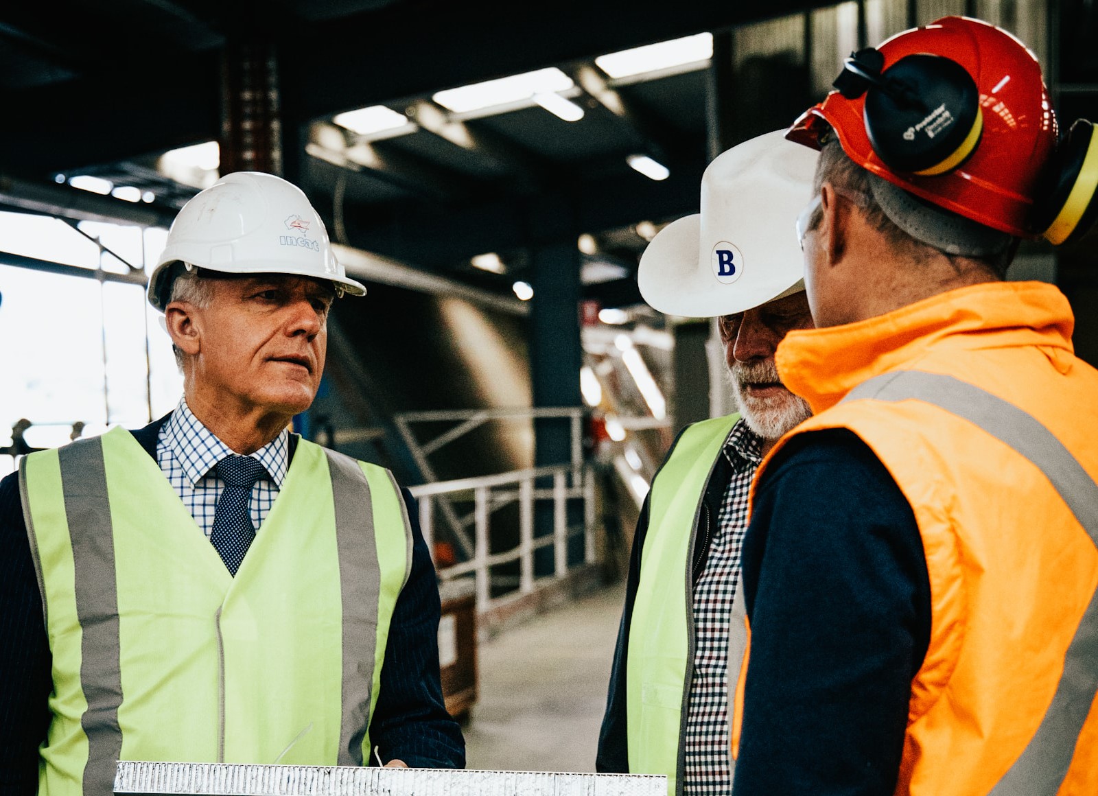 澳洲聯邦參議員阿貝茨呼籲全球，因中國違反人權問題，應該杯葛2022北京冬奧。（翻攝自Eric Abetz臉書）