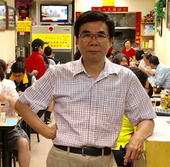 皇家傳承牛肉麵創始人陳世楨表示，希望外界不要斷章取義，別再扯上政治。（翻攝陳世楨臉書）