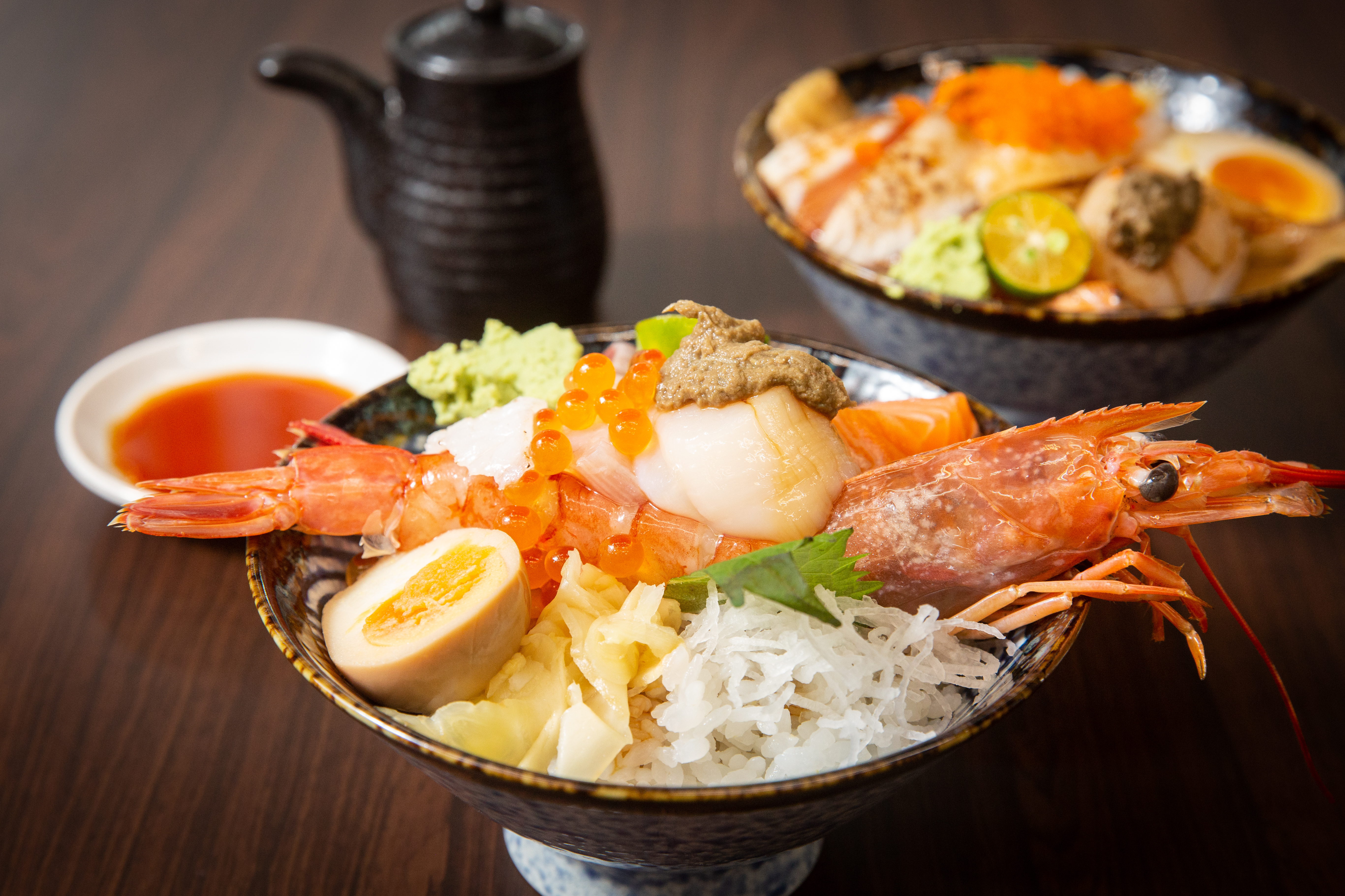 選用每日漁港直送新鮮魚貨，光食材成本就超過5成，靠高CP值擄獲顧客的心。