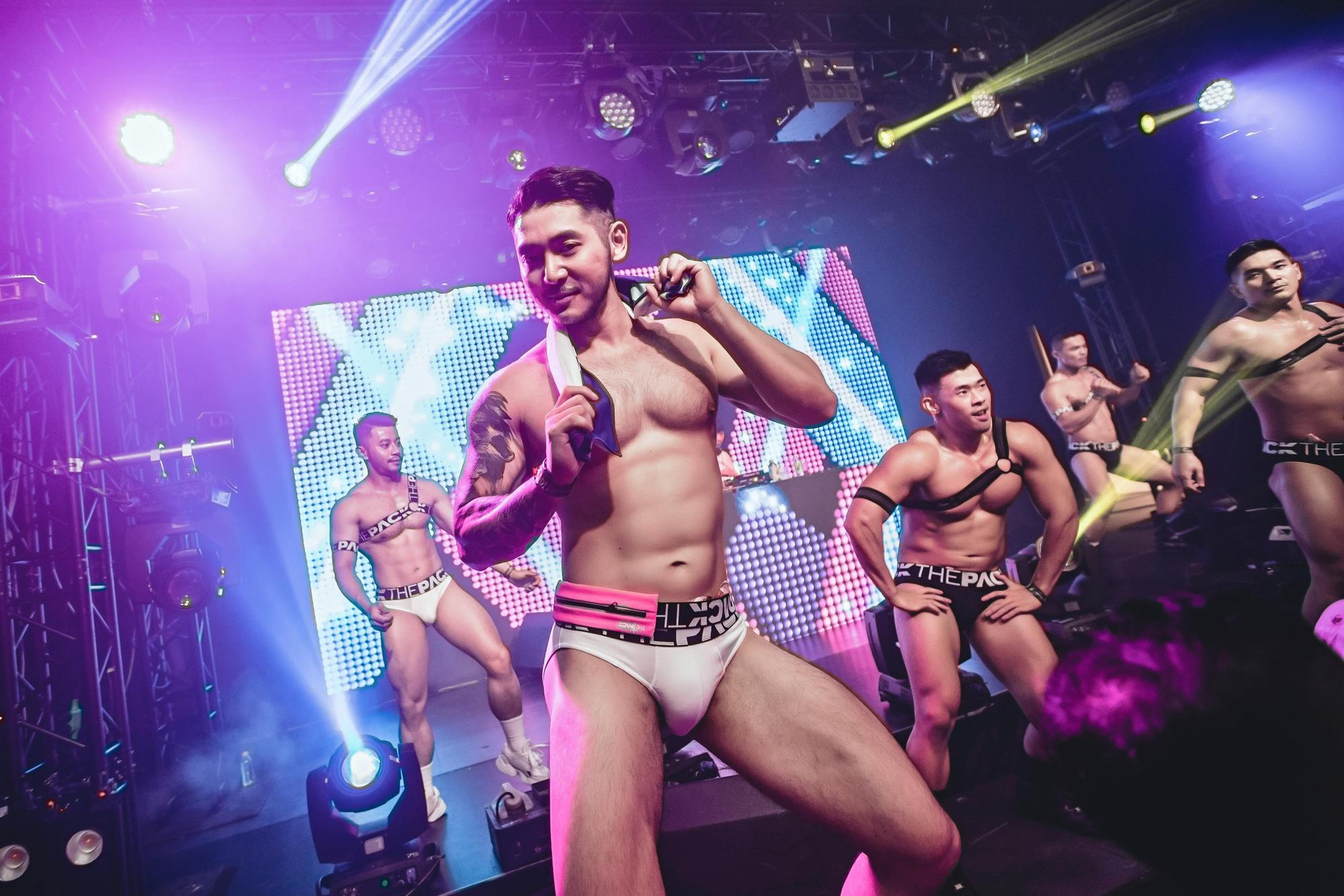 除了擔任健身教練,阿良也是台灣首屈一指的Gogo Boy舞者,曾代表台灣到曼谷、東京、首爾等世界各大城市表演。(Formosa Pride提供)