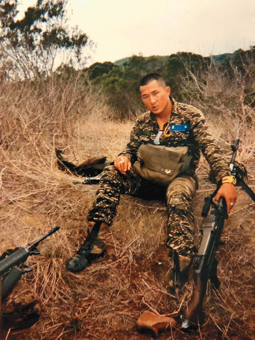 JJ去當兵後，變man很多…啊搞錯，這是「館長」陳之漢。（翻攝自陳之漢IG）