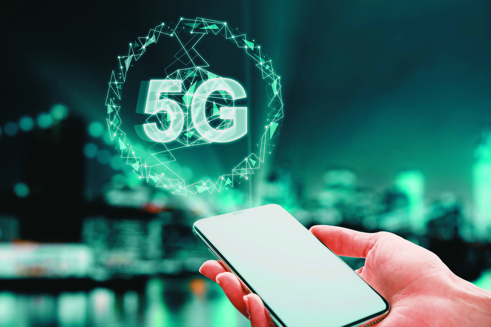 隨著支援5G的蘋果手機問世,5G題材更是再掀熱潮。