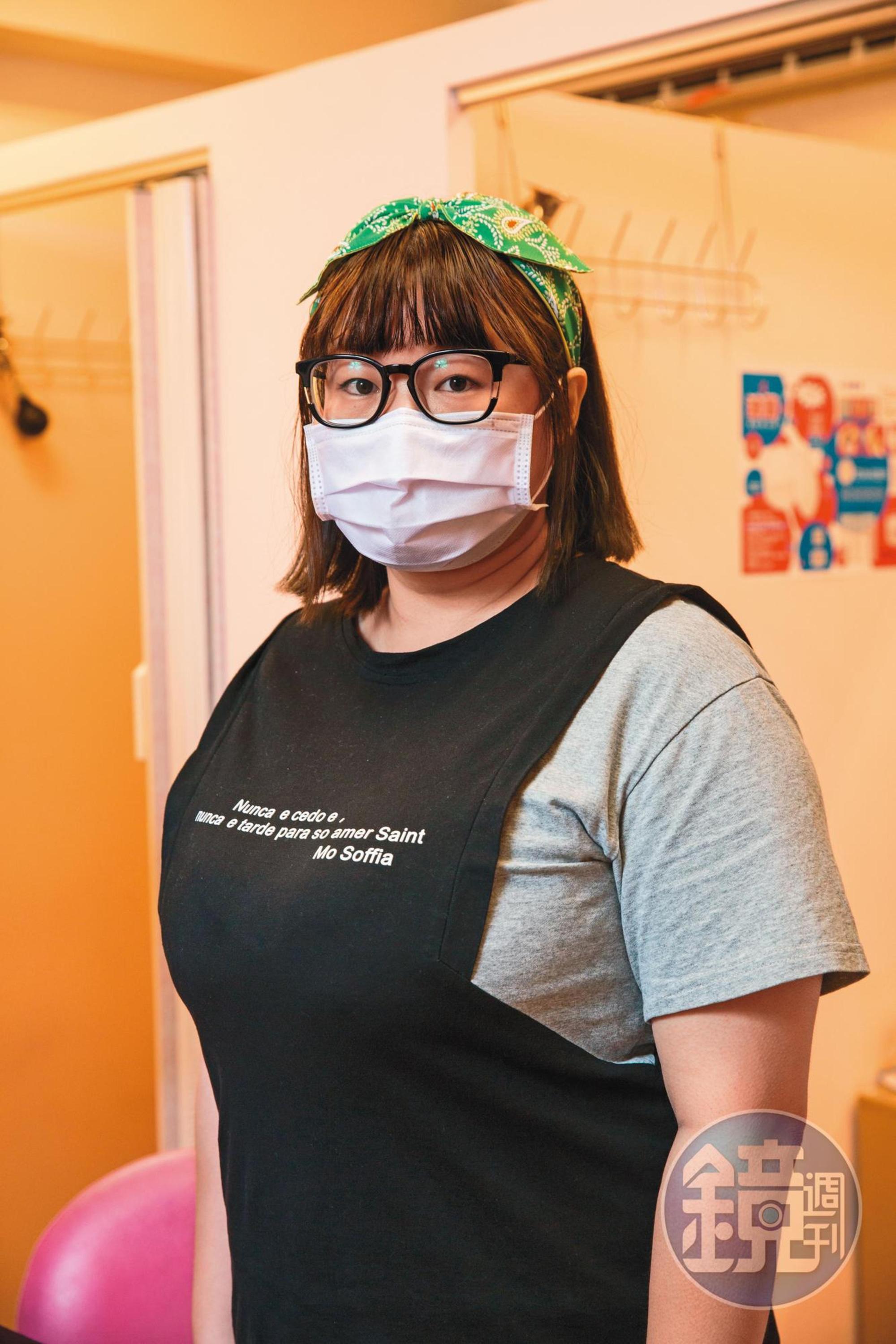 Naomi ，32歲，服務業，新北人