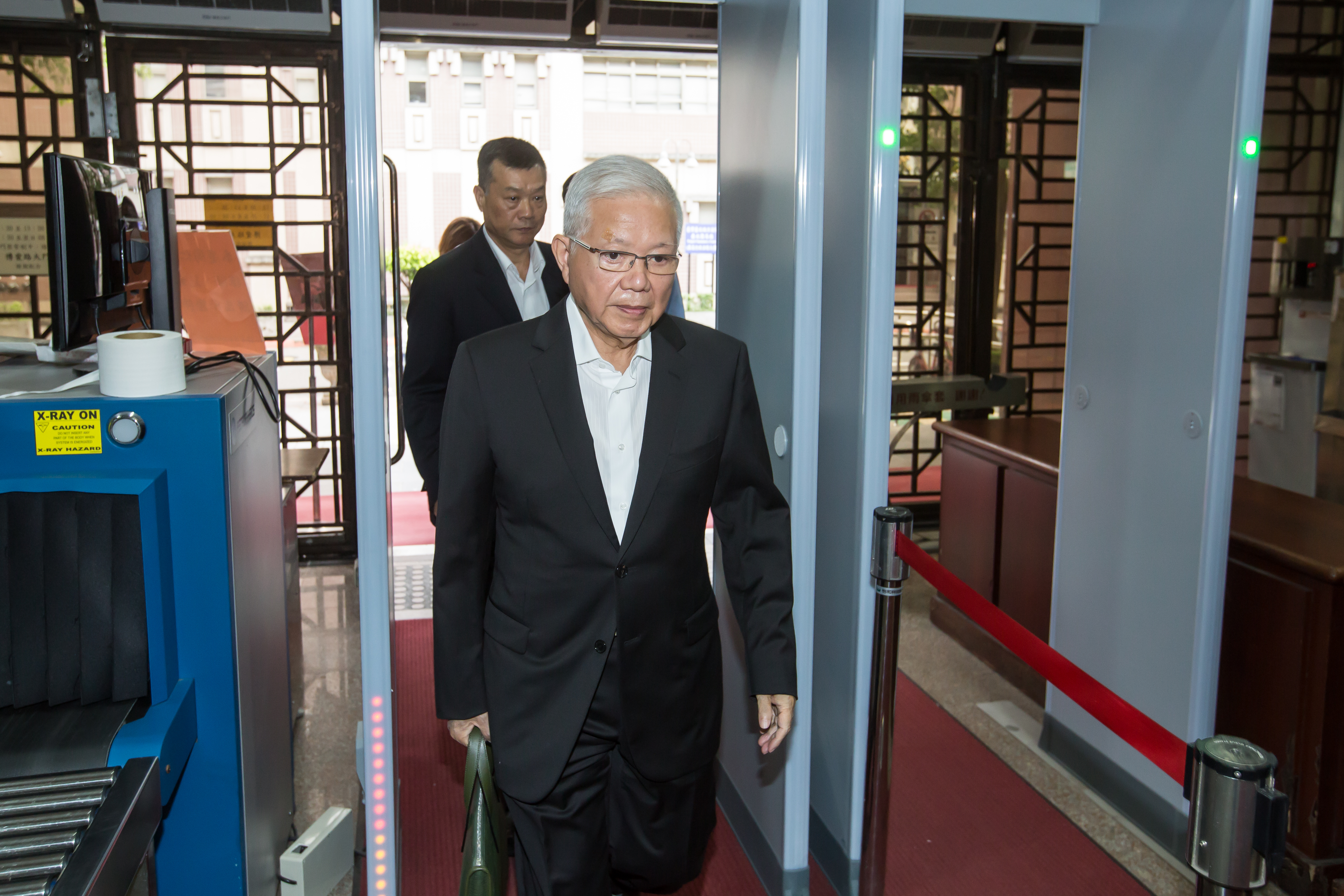 台北地院歷經3年多審理，認定永豐金董座何壽川等人違法放貸53億元給三寶集團有罪，判何壽川8年6個月，仍可上訴。（本刊資料照）