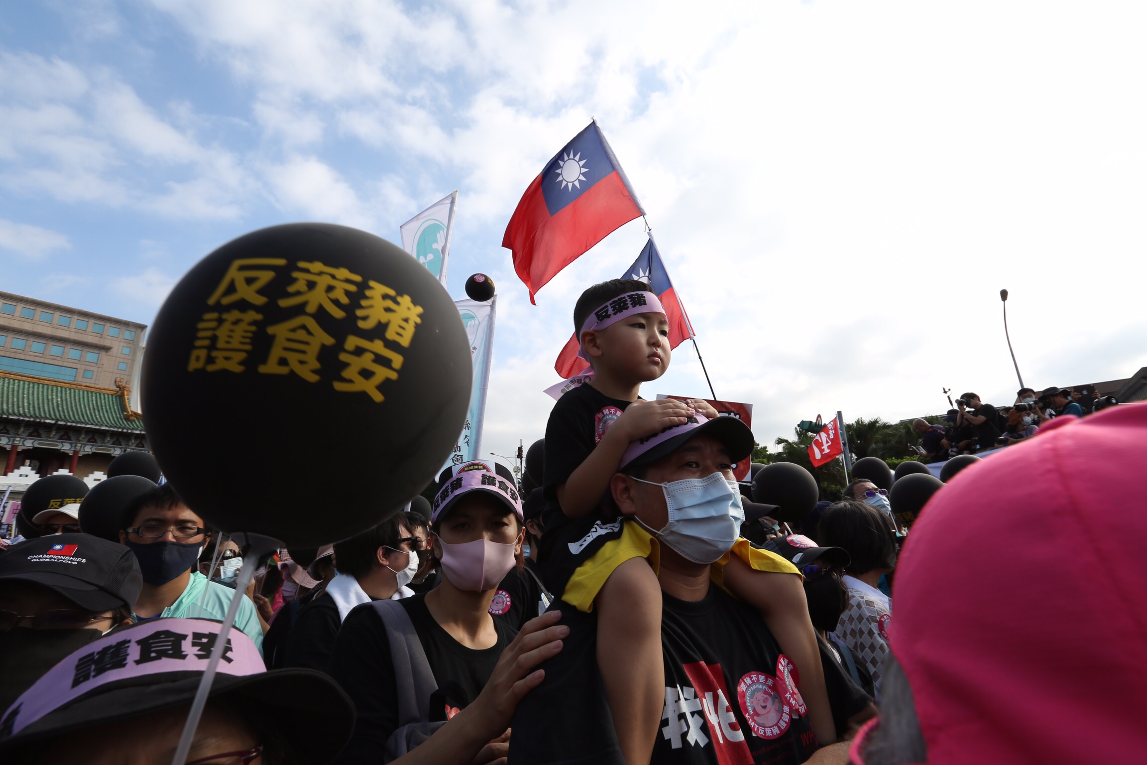 根據秋鬥遊行主辦單位統計，對外宣稱今天共有5萬人走上街頭參與此活動。