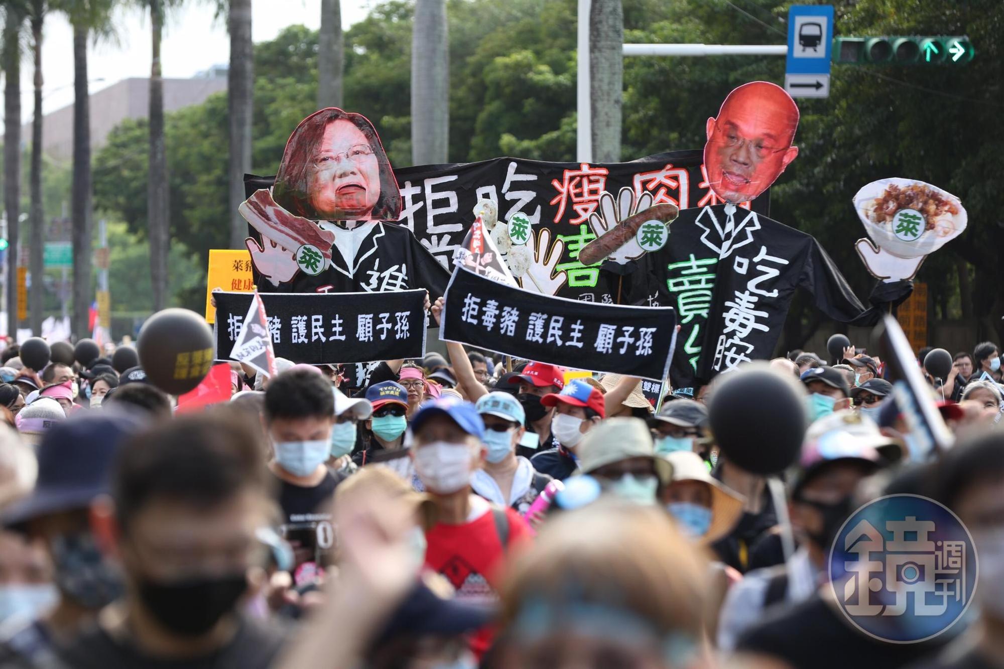 秋鬥遊行隊伍今下午行經立法院、行政院，終點站為則為民進黨黨部前。