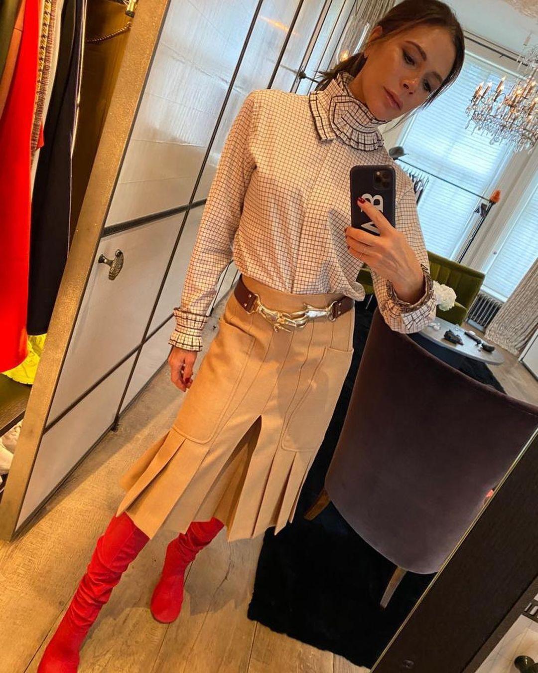 「貝嫂」維多莉亞貝克漢今年經營品牌格外吃力。(翻攝Victoria Beckham IG)