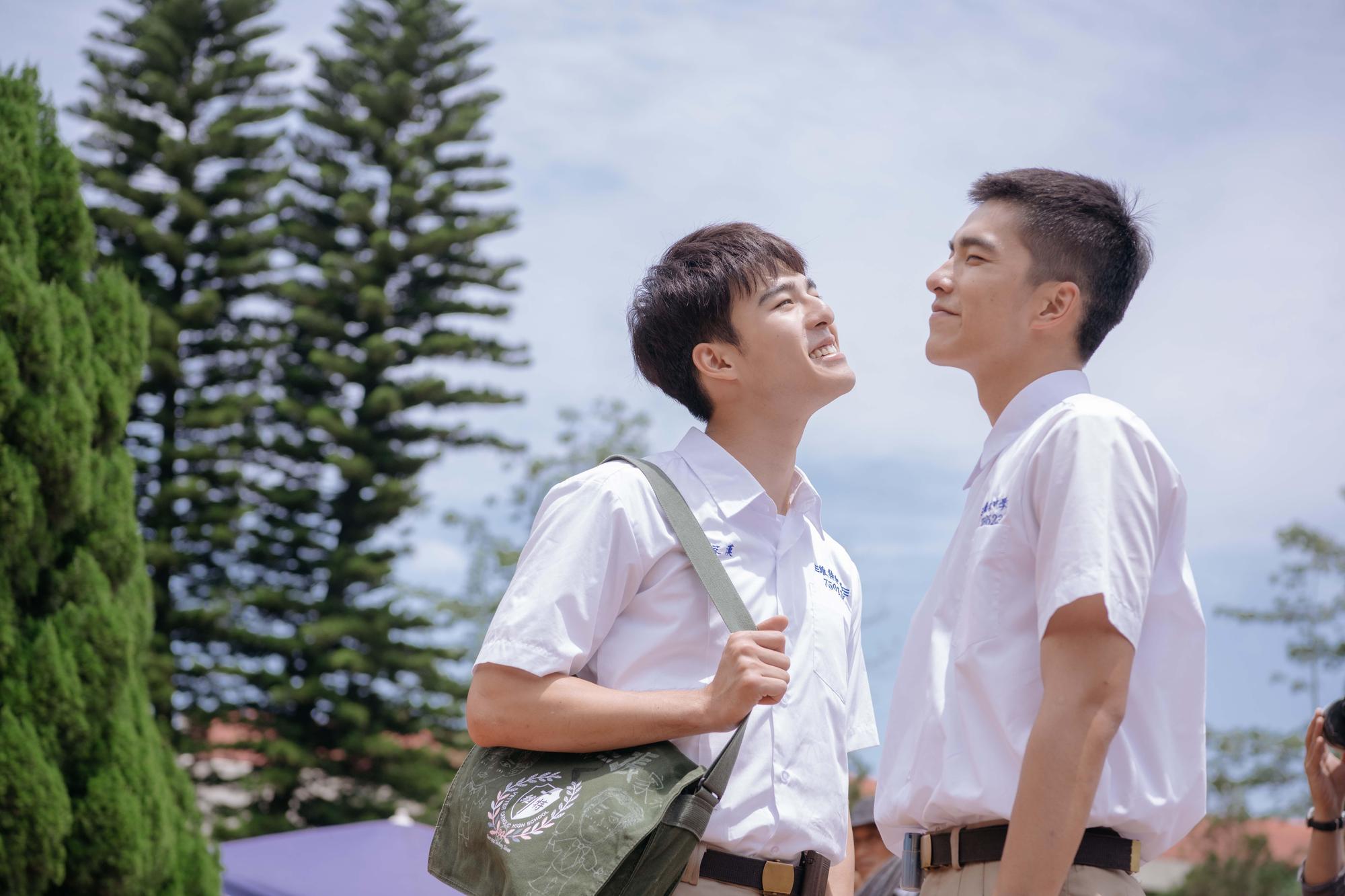 曾敬驊（右）、陳昊森（左）的驊森CP組合，《刻在你心底的名字》即將在Netflix耶誕前上架播出。（Netflix提供）