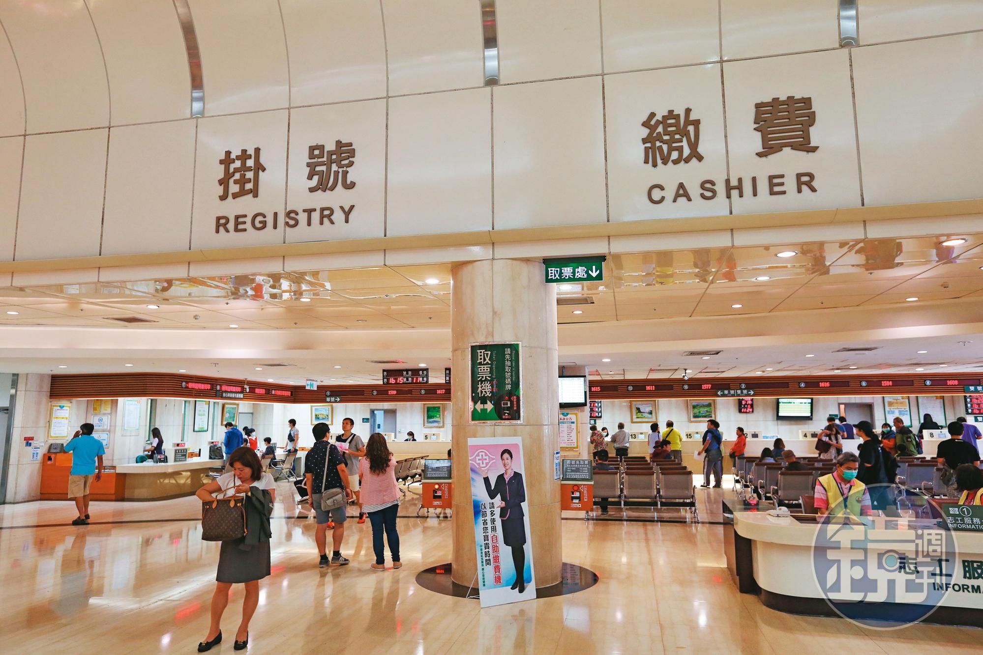 立法院要求衛福部在明年6月30日前採取具體措施,將健保點值平均提升至每點0.95元。(本刊資料照)