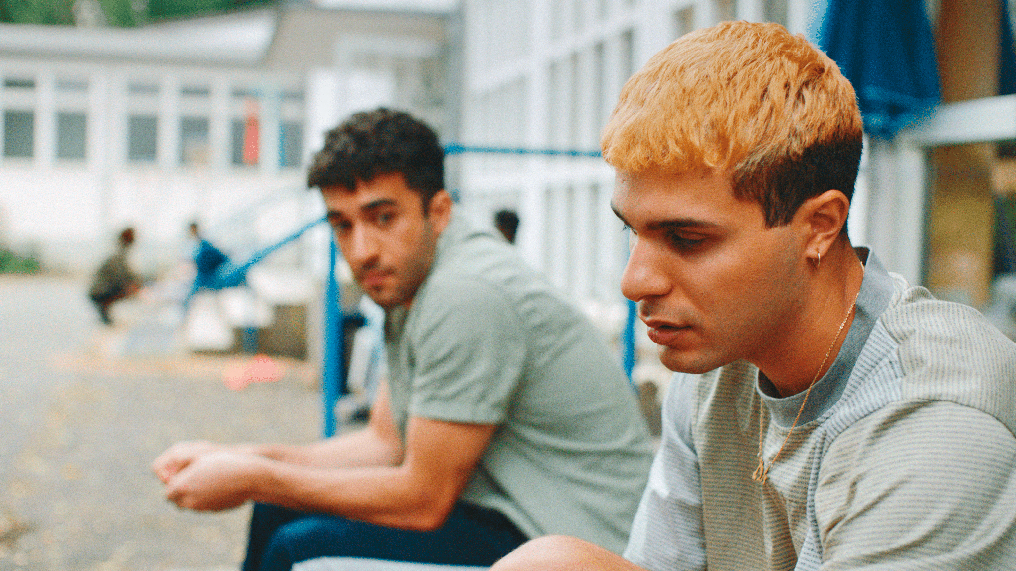 德國土生土長的伊朗移民第二代，愛上逃來德國的伊朗難民小鮮肉，但無法忽視的政治與宗教卻考驗著2人。（好威映象提供）