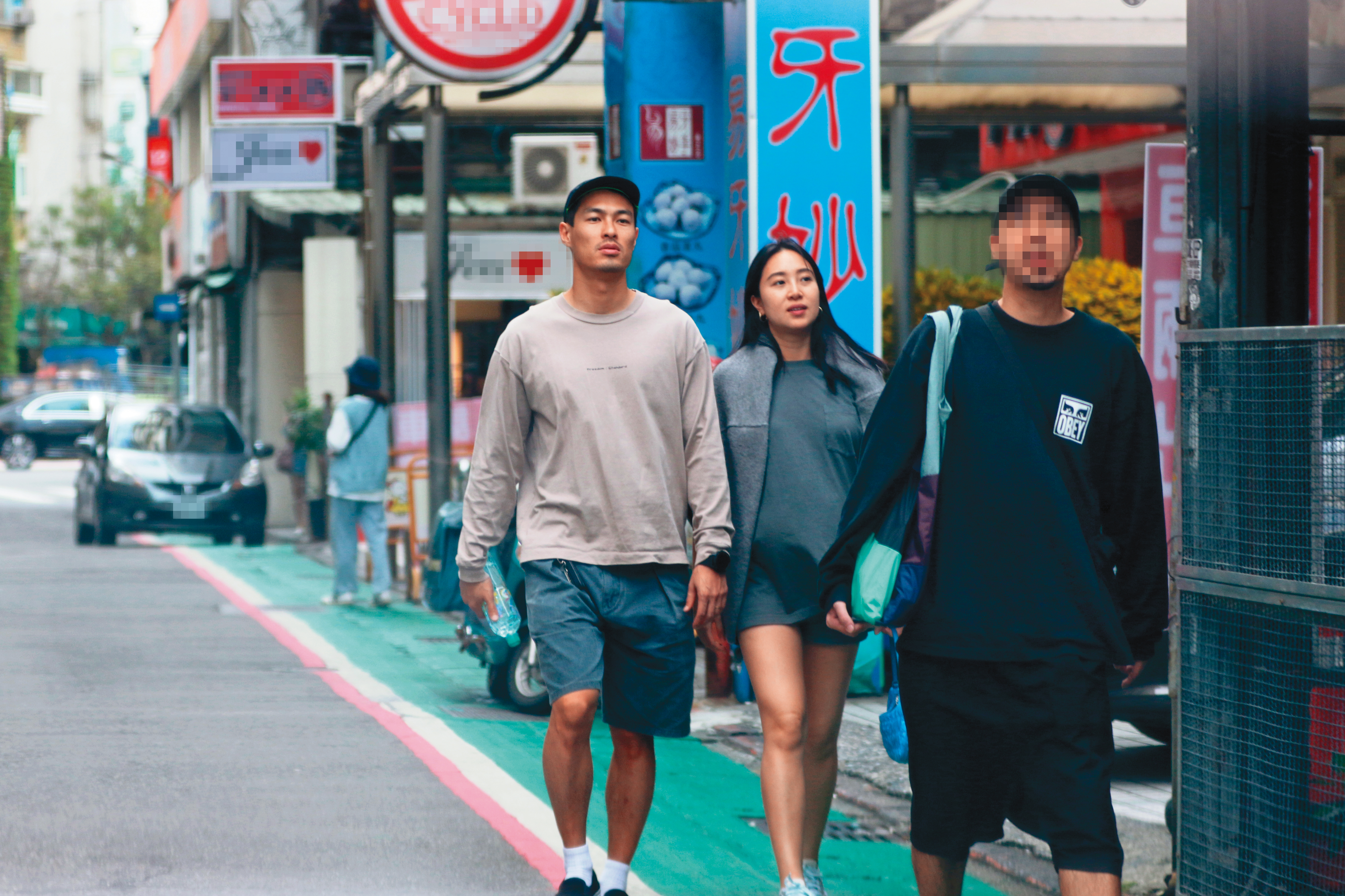 11/16 4：42  楊祐寧老婆Melinda即將臨盆，趁著還沒卸貨，楊祐寧帶著她趴趴走，享受為人父母前的輕鬆時光。