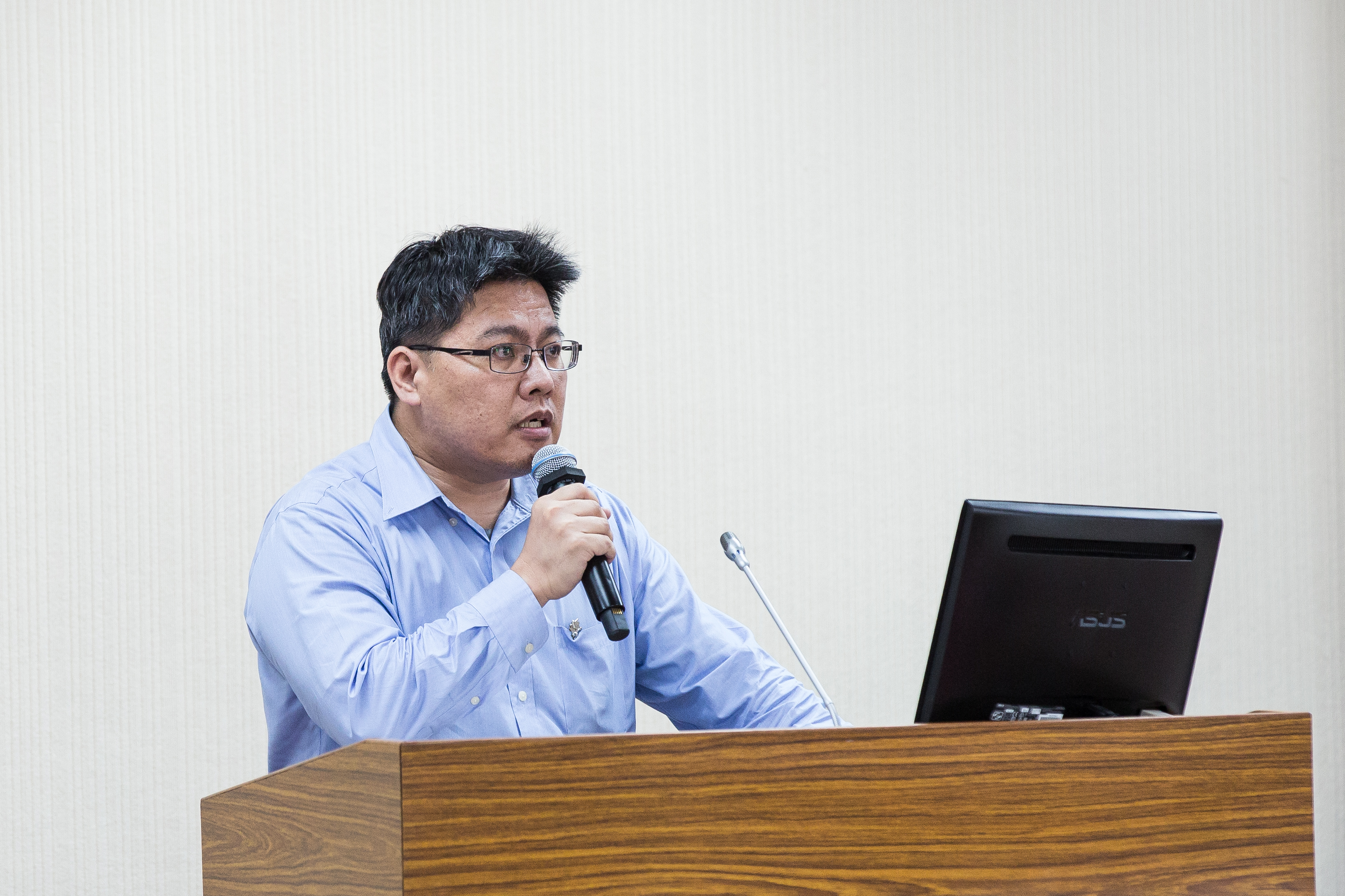 過去擔任時代力量黨主席時邱顯智曾自嘲，自己可能是現在台灣唯一一位還在租房子的黨主席了。（本刊資料照）