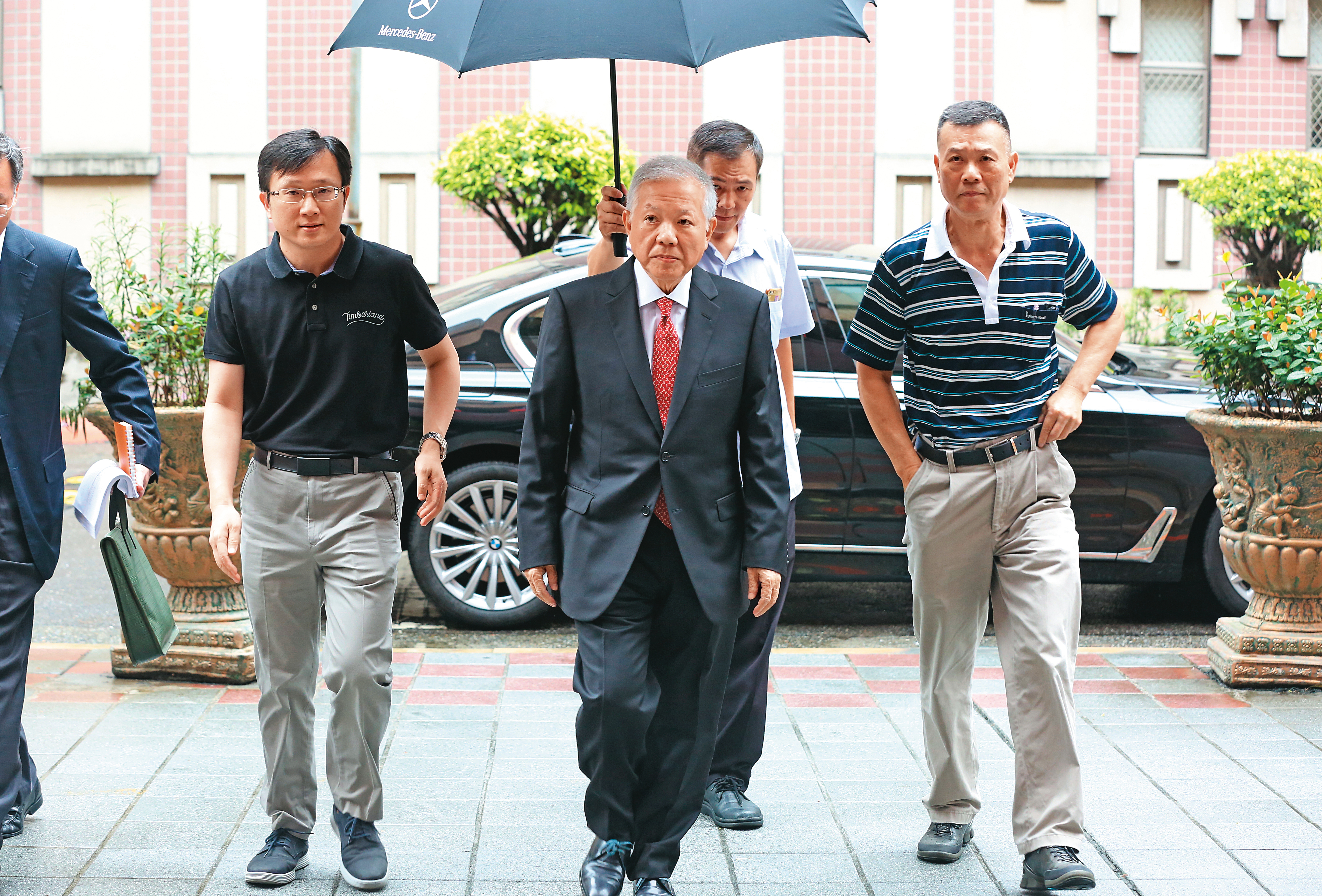 三寶案爆發後，何壽川全力打官司。