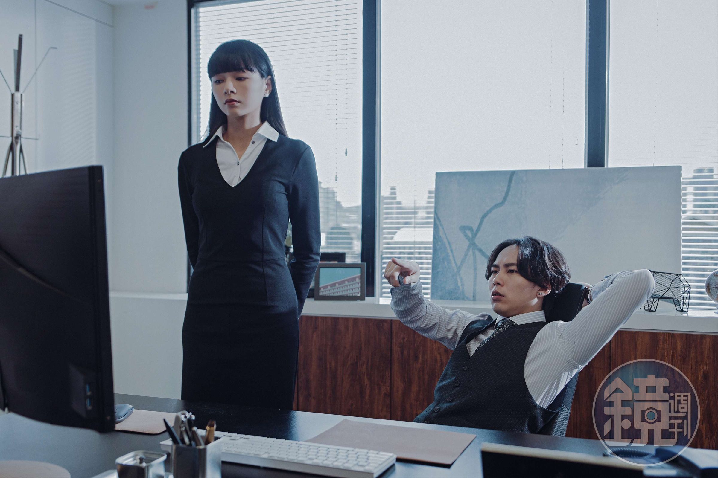 「微風女神」郭源元、巫建和主演公視賀歲喜劇《白日夢外送王》。（公視提供）