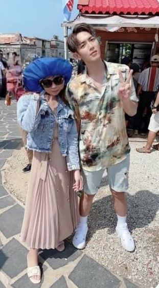 網友惡搞照片,創意十足超級爆笑。(翻攝自爆廢公社二館)
