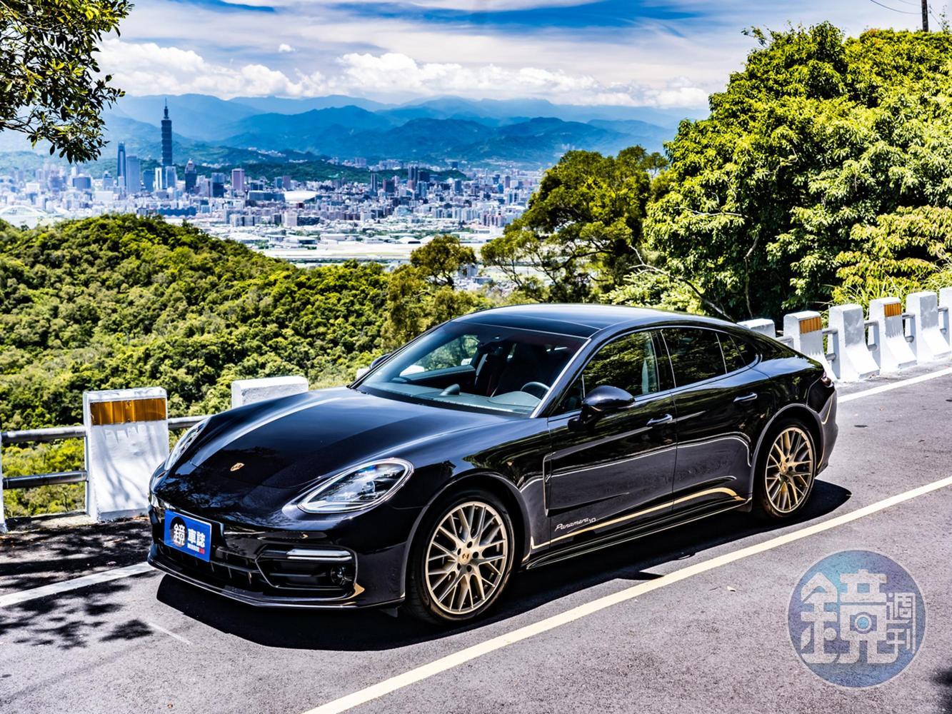 PORSCHE Panamera 10 Years Edition