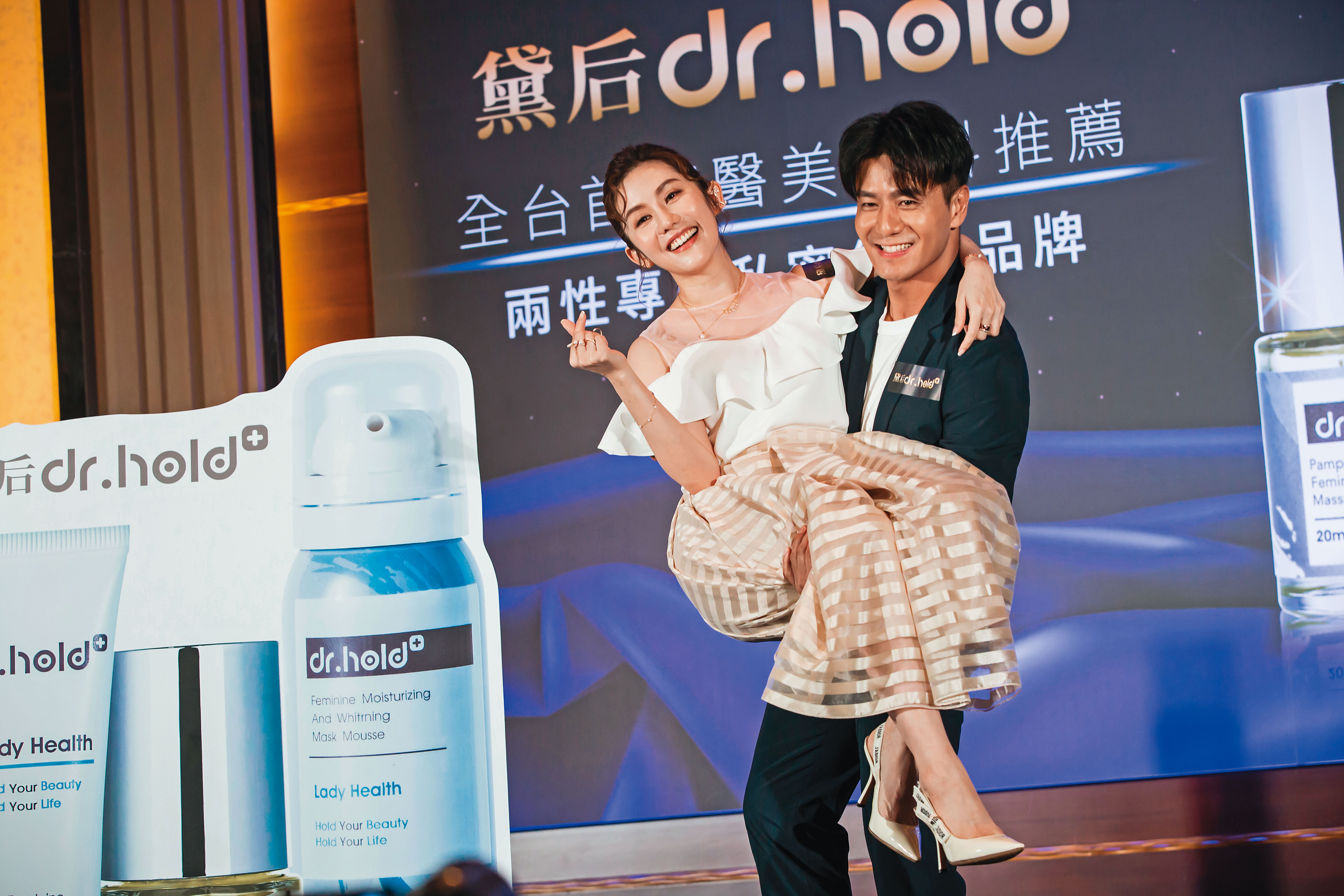 王宇婕笑說，買好屋也會帶來代言收入。
