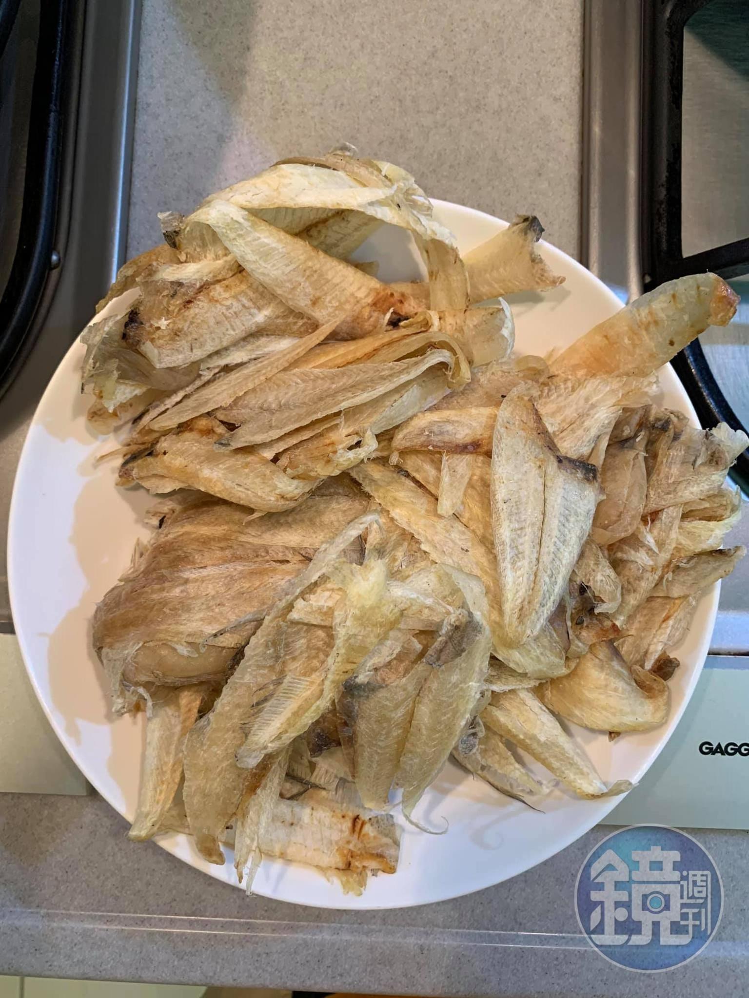 今天用的扁魚。