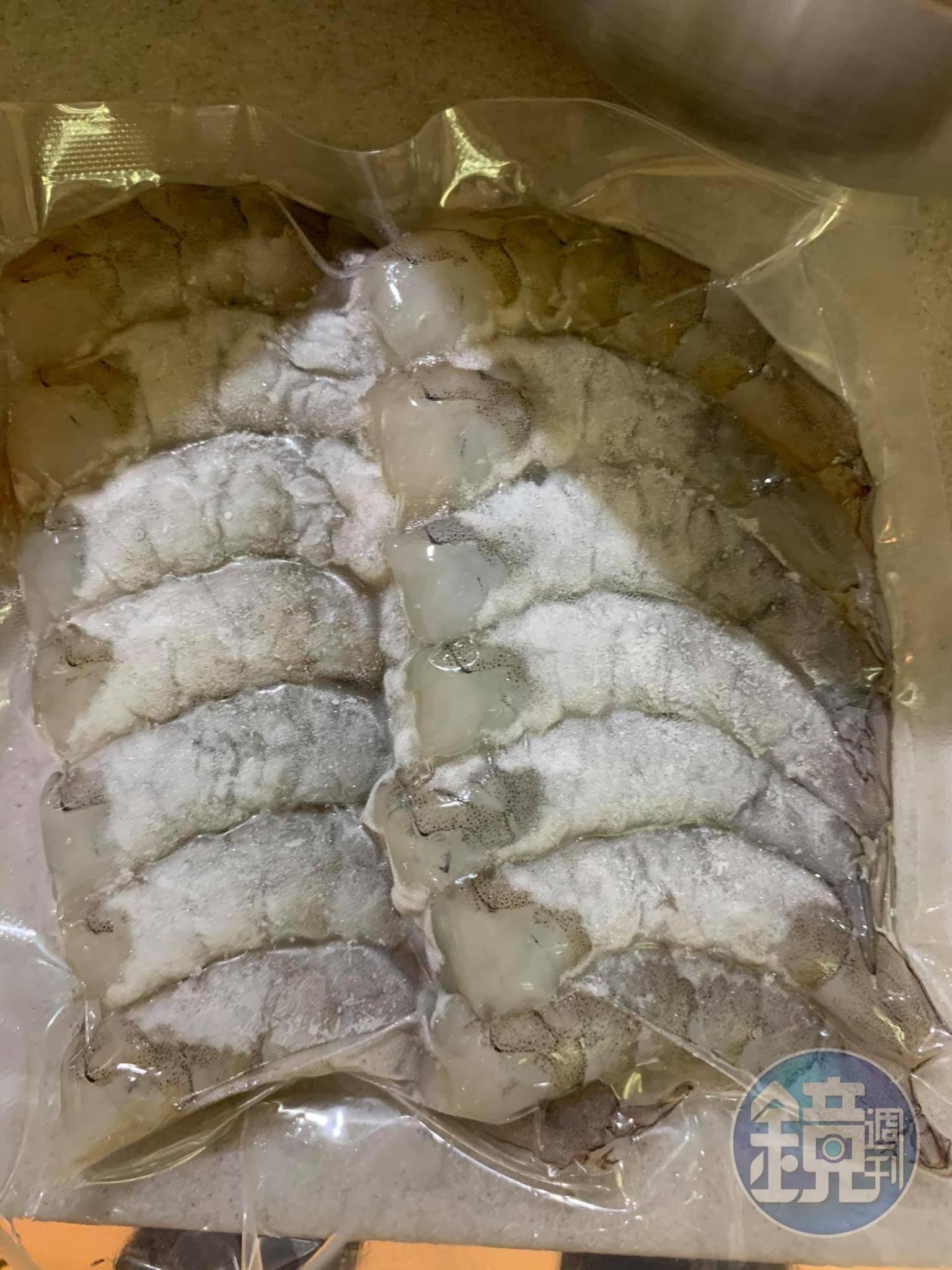 兩種春捲都會用到蝦仁。