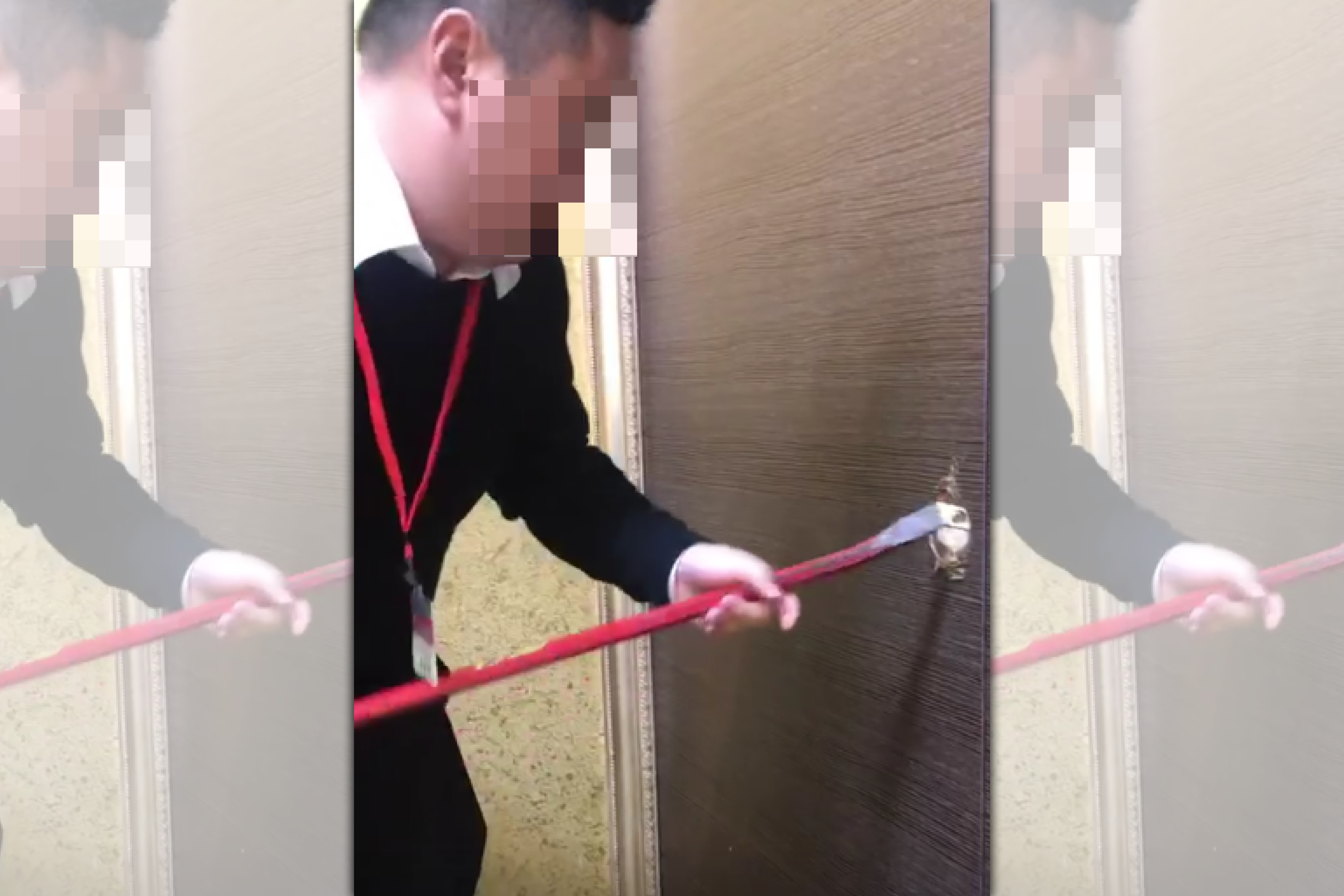 自稱協天廟新任主委的吳宏昱，要求多名男子進駐香客大樓強行破壞門鎖。（讀者提供）