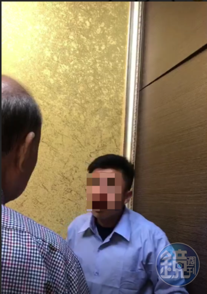 吳宏昱的人馬與老主委吳朝煌爆發口角衝突。(讀者提供)