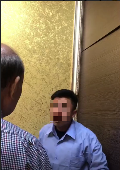 吳宏昱的人馬與老主委吳朝煌爆發口角衝突。（讀者提供）