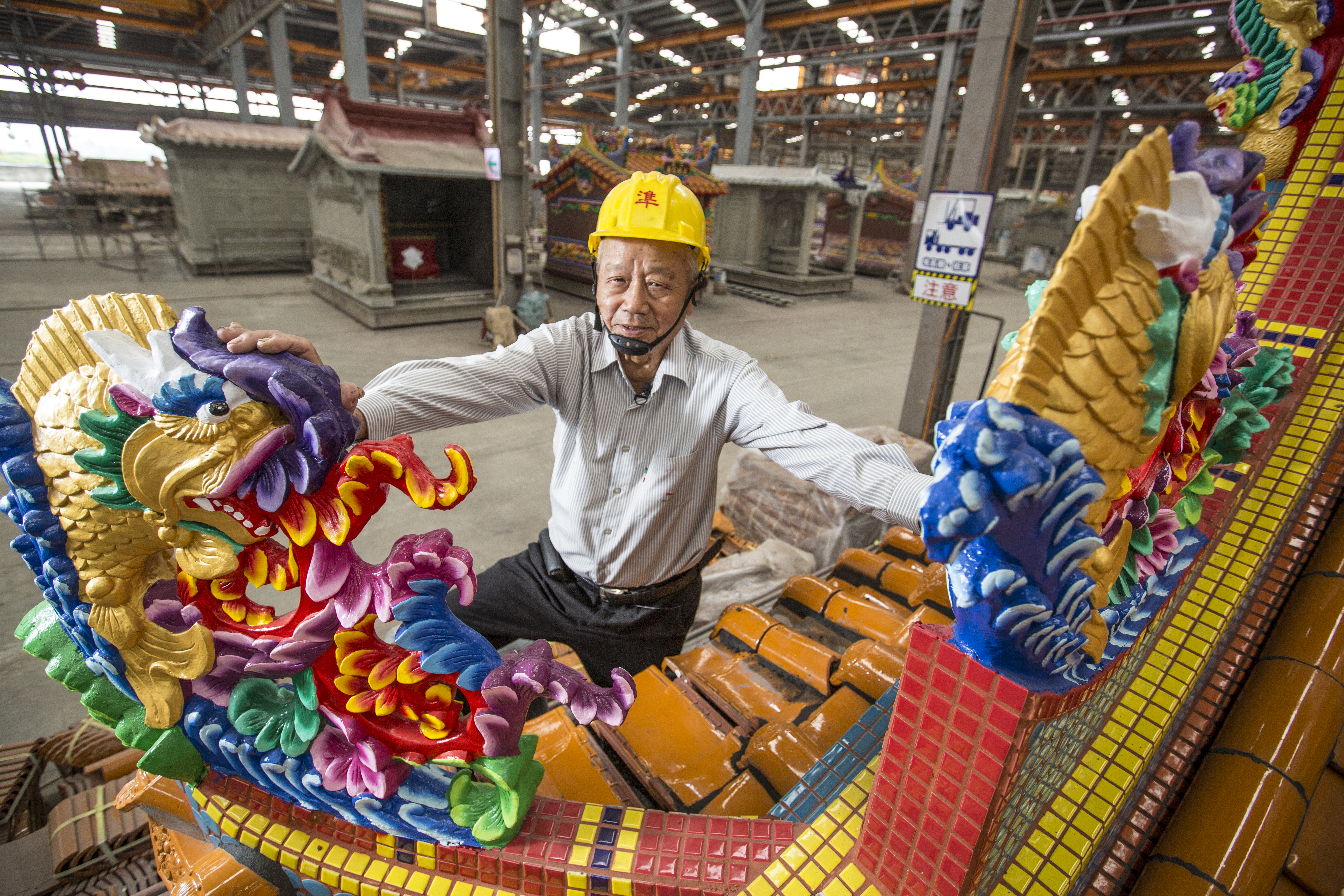 人稱「建廟大王」的林復準，蓋廟蓋了一甲子，曾碰過不少科學難以解釋的現象。