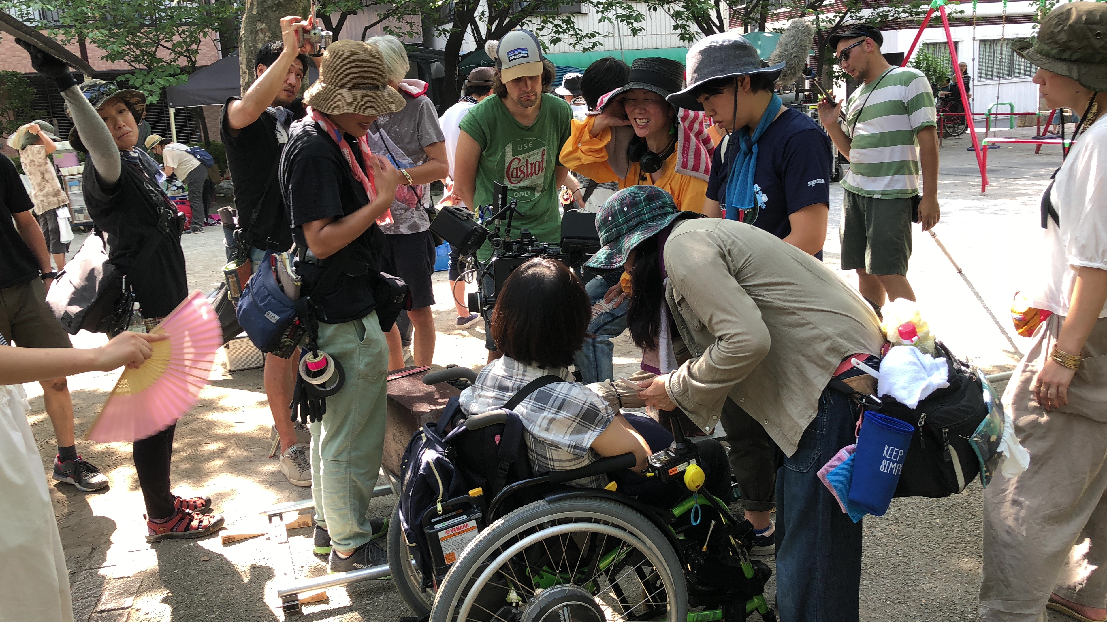 HIKARI在拍攝現場注重與演員間的溝通，也希望其他工作人員能給予適當空間。（Rabbit House提供）