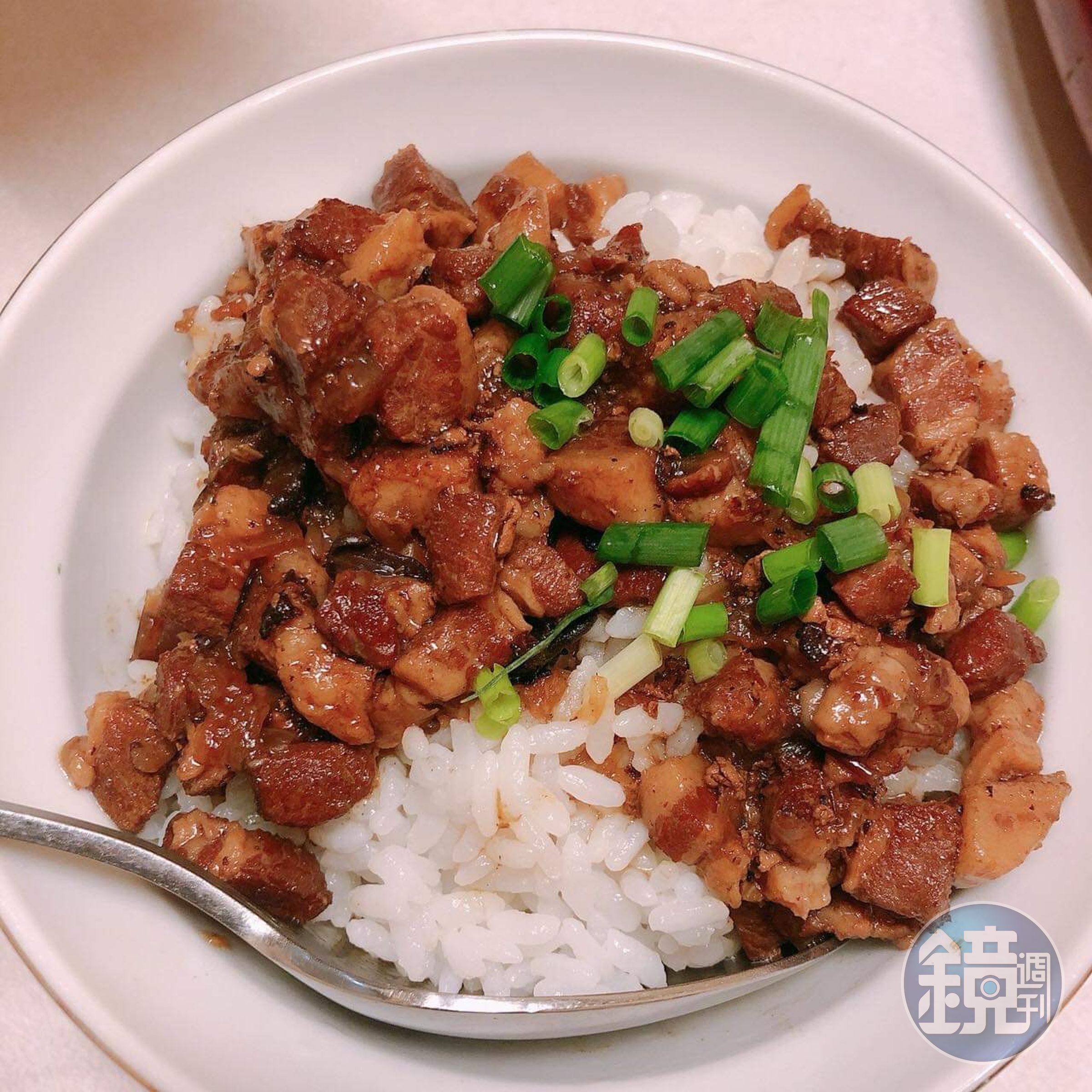 日本的台式滷肉飯，看起來也很美味。（田中佑典提供）