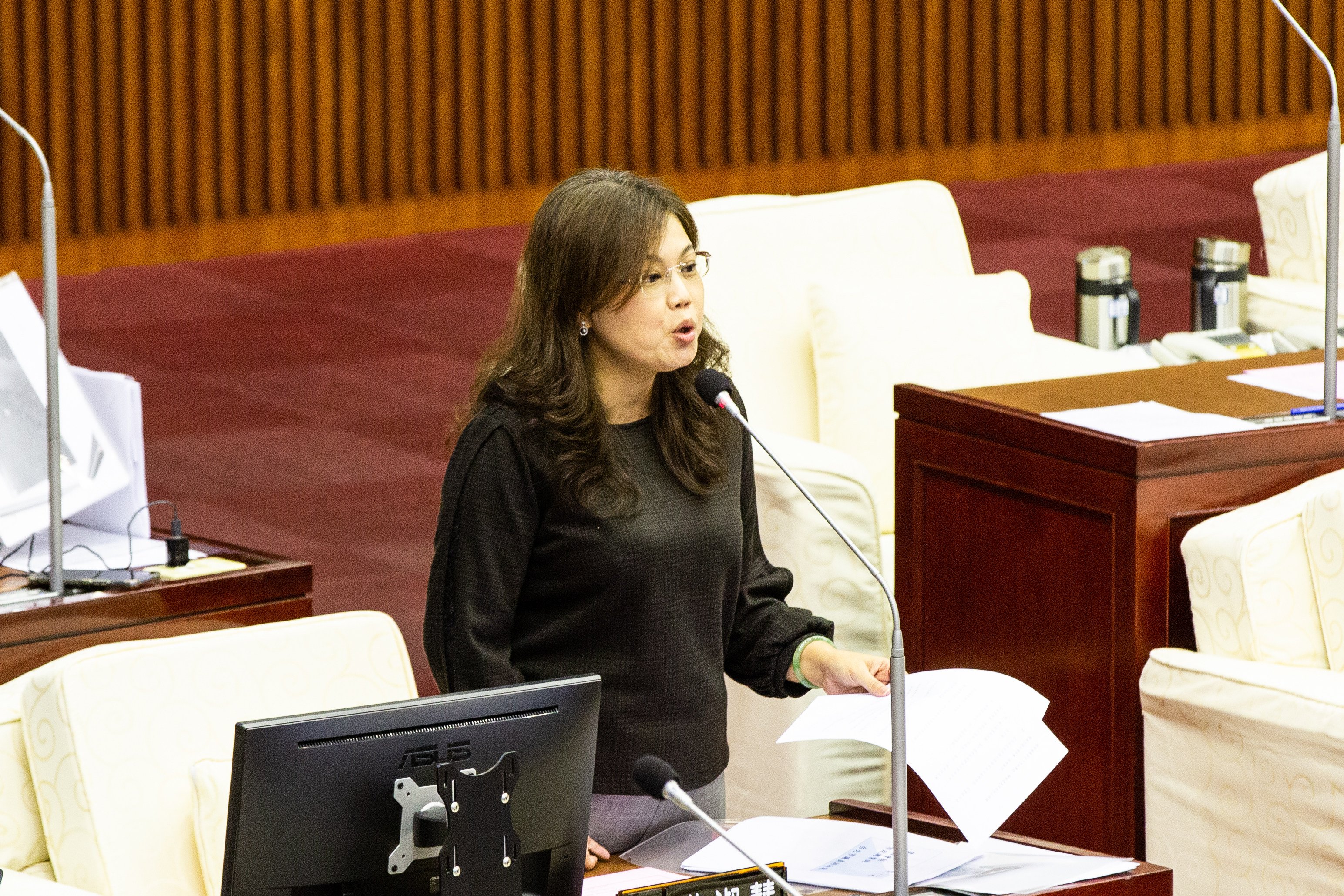 台北市議員游淑慧，對於自己和郝龍斌共事20年的家人情感一再被提起，覺得沒品和無奈。（本刊資料照）