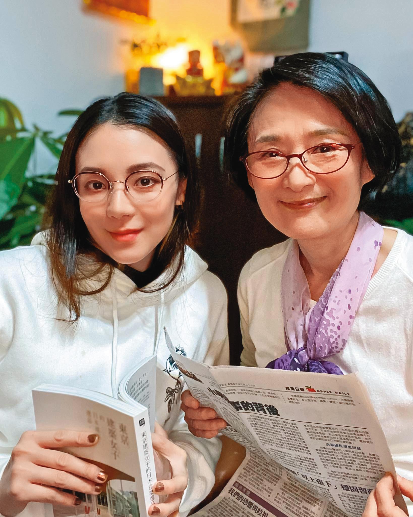 歐陽靖與譚艾珍母女命運都非常曲折離奇,她們也屢屢向眾生分享人生故事。(翻攝自歐陽靖・裏東京生存記臉書)