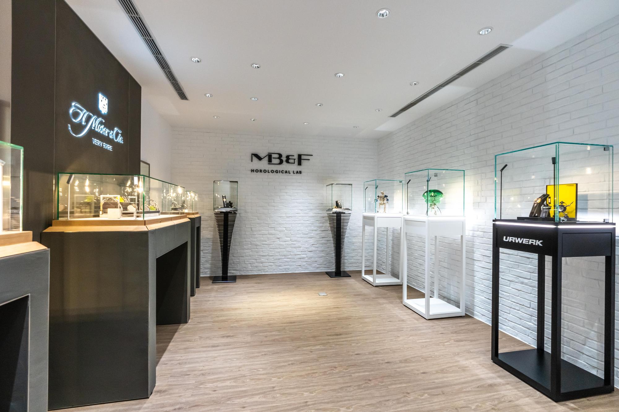 「天文時創」店內的獨立製錶專區。