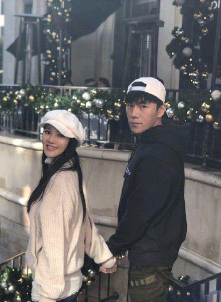 伊能靜與秦昊結婚5年，兩人仍不時放閃。（翻攝自伊能靜微博）