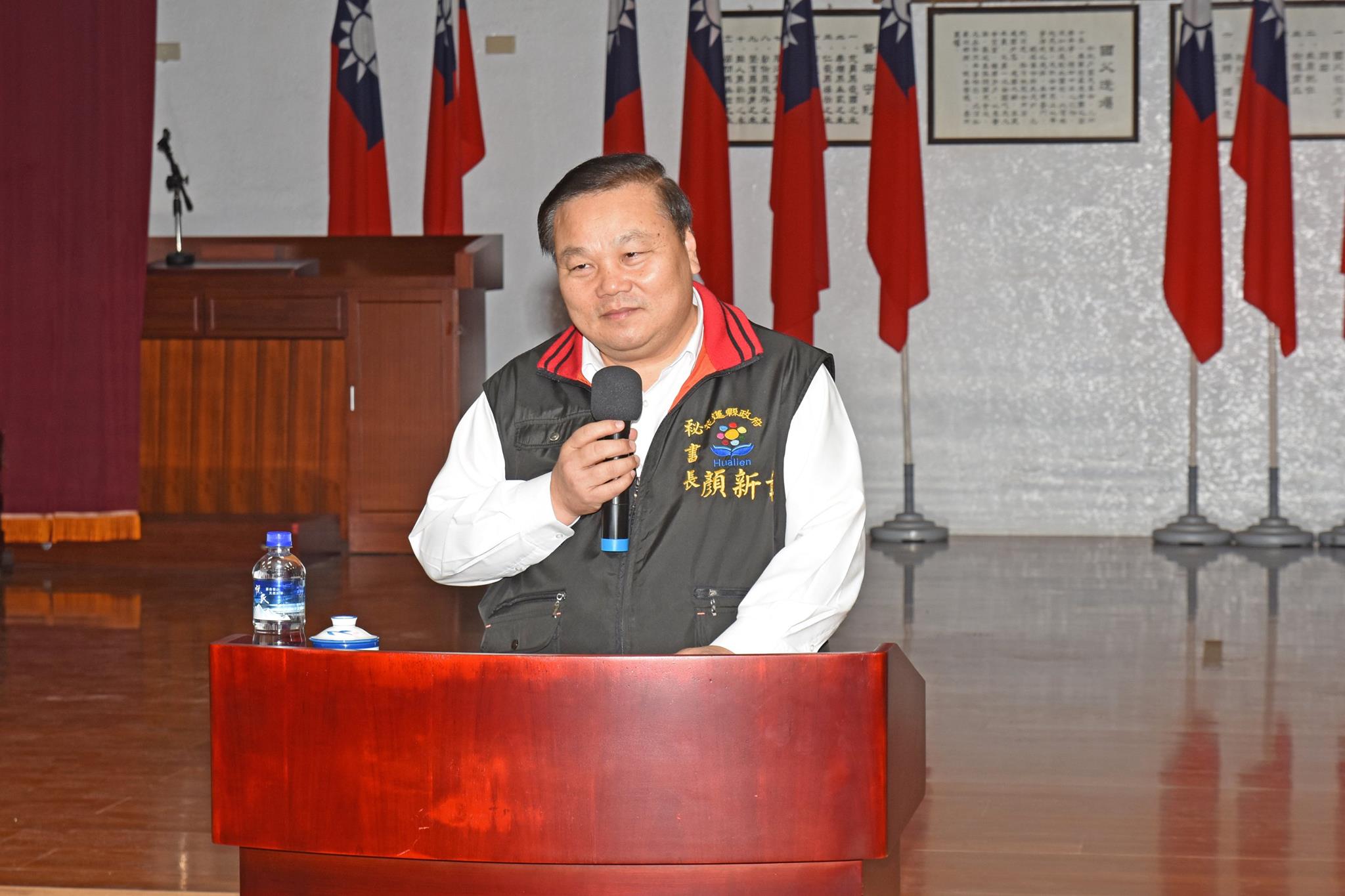 花蓮縣副縣長顏新章昨遭監察院以13票全數通過彈劾。（翻攝自花蓮縣警局臉書）