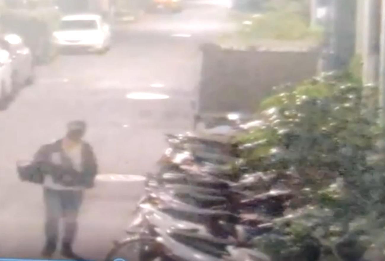 警方公布開槍歹徒影像。（翻攝畫面）