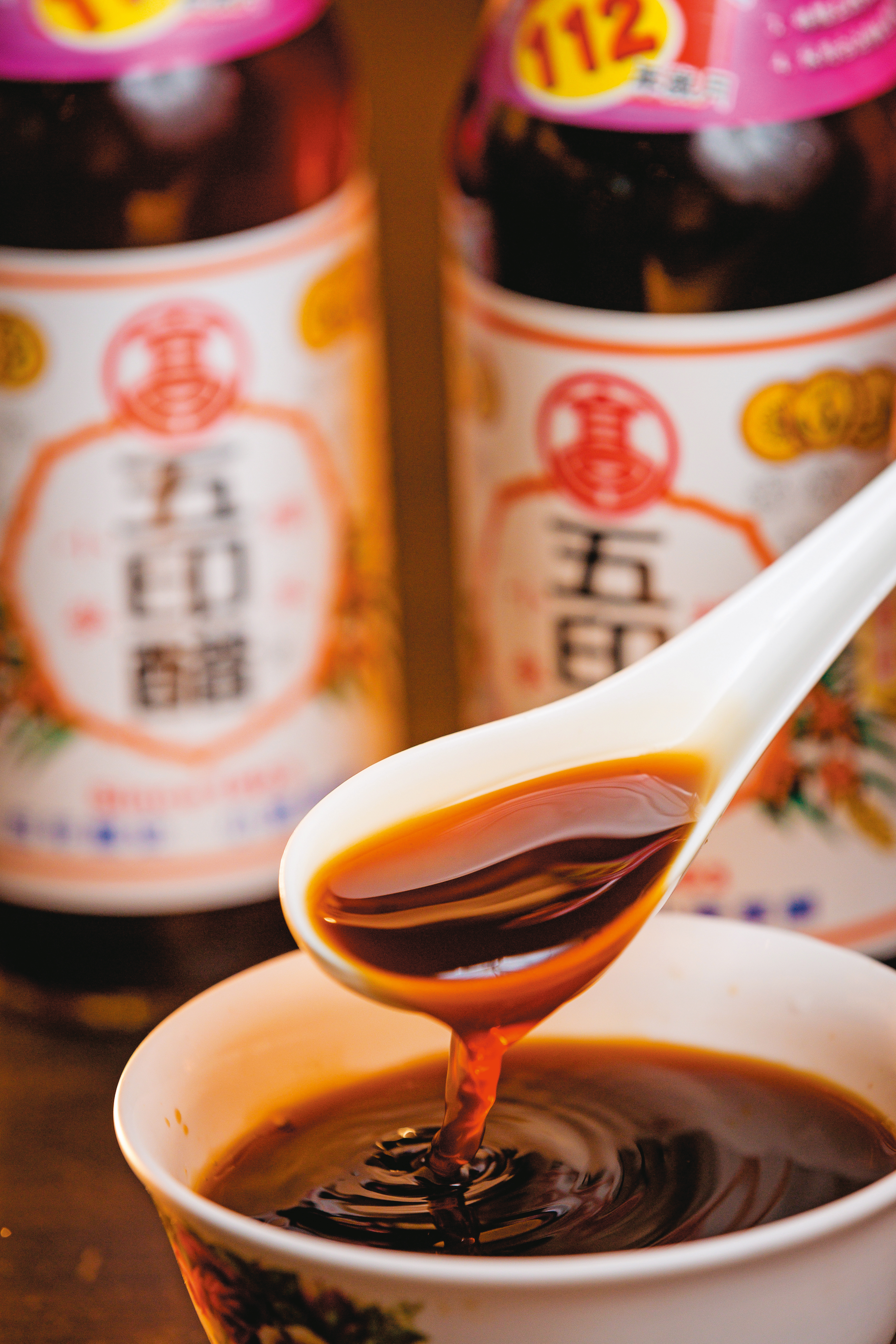 高記的五印醋香氣濃郁,為度小月等知名老店餐點畫龍點睛。(五印醋,75元/520毫升)