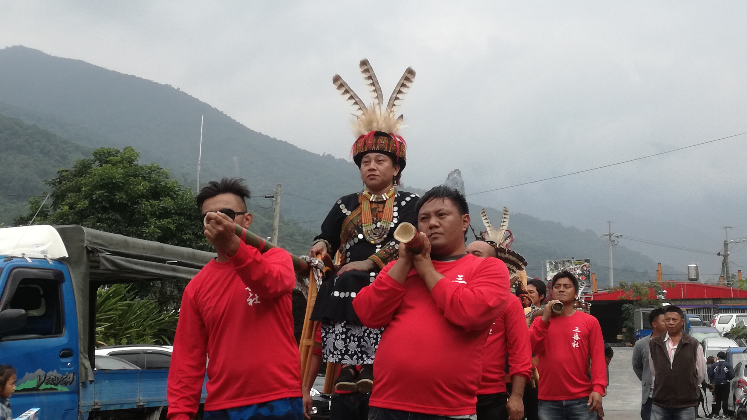 《阿查依蘭的呼喚》呈現一位排灣族女性回鄉繼承頭目身份的心路歷程和處境。（久藝傳播提供）