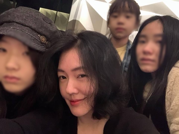 小S貼出和女兒們的合照。(翻攝自小S IG)