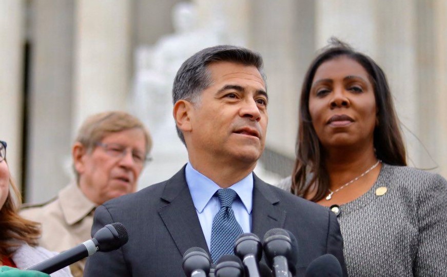 拜登擬提名拉丁裔加州檢察官貝西拉為新任衛生部長，打破國會內西語裔黨團的質疑。（翻攝自貝西拉臉書）