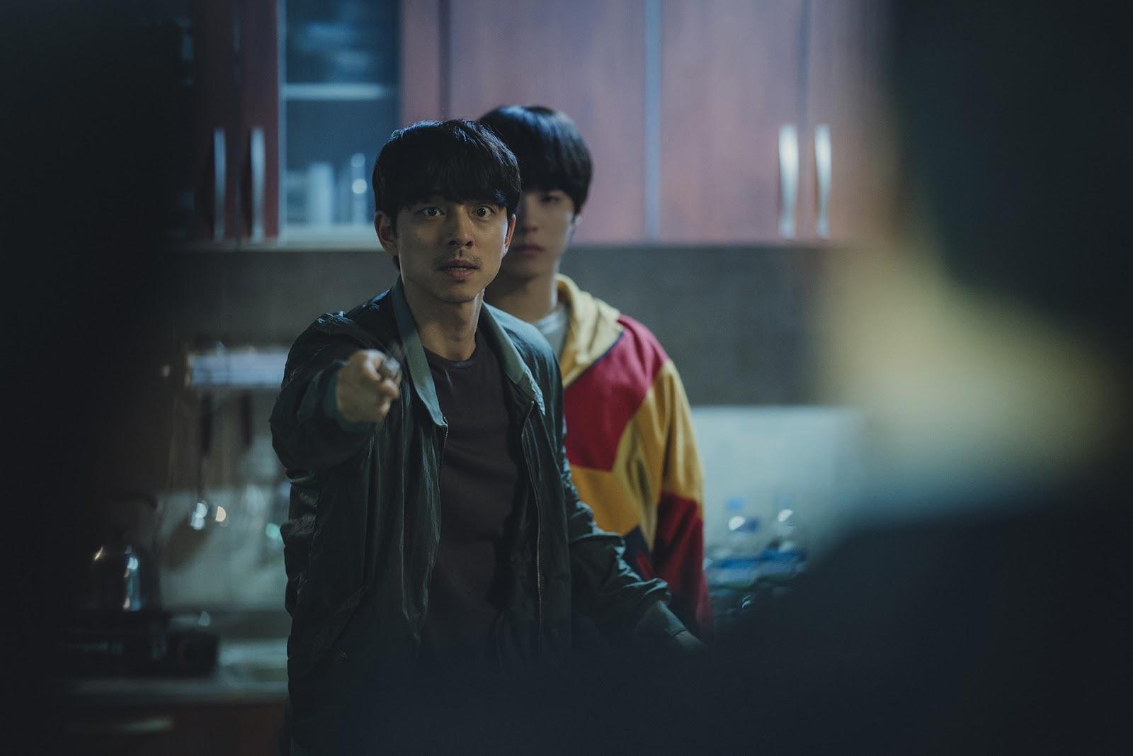 孔劉(左)與朴寶劍主演的《永生戰》再次宣布延期,確定要明年才會上映。(Catchplay提供)