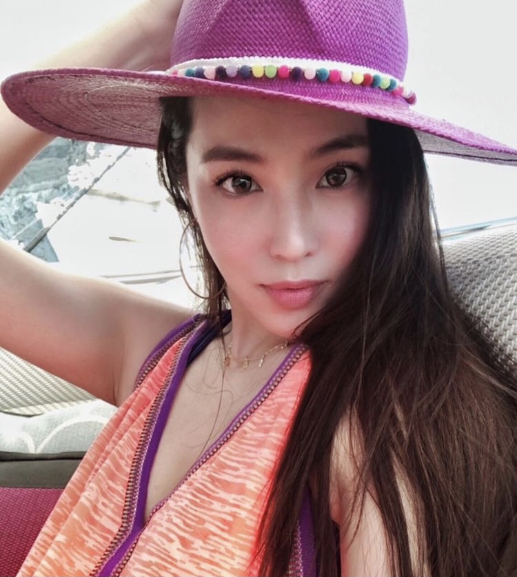 吳建豪前妻石貞善在婚後常在IG上傳玩樂照，猶如單身般。（翻攝自石貞善IG）