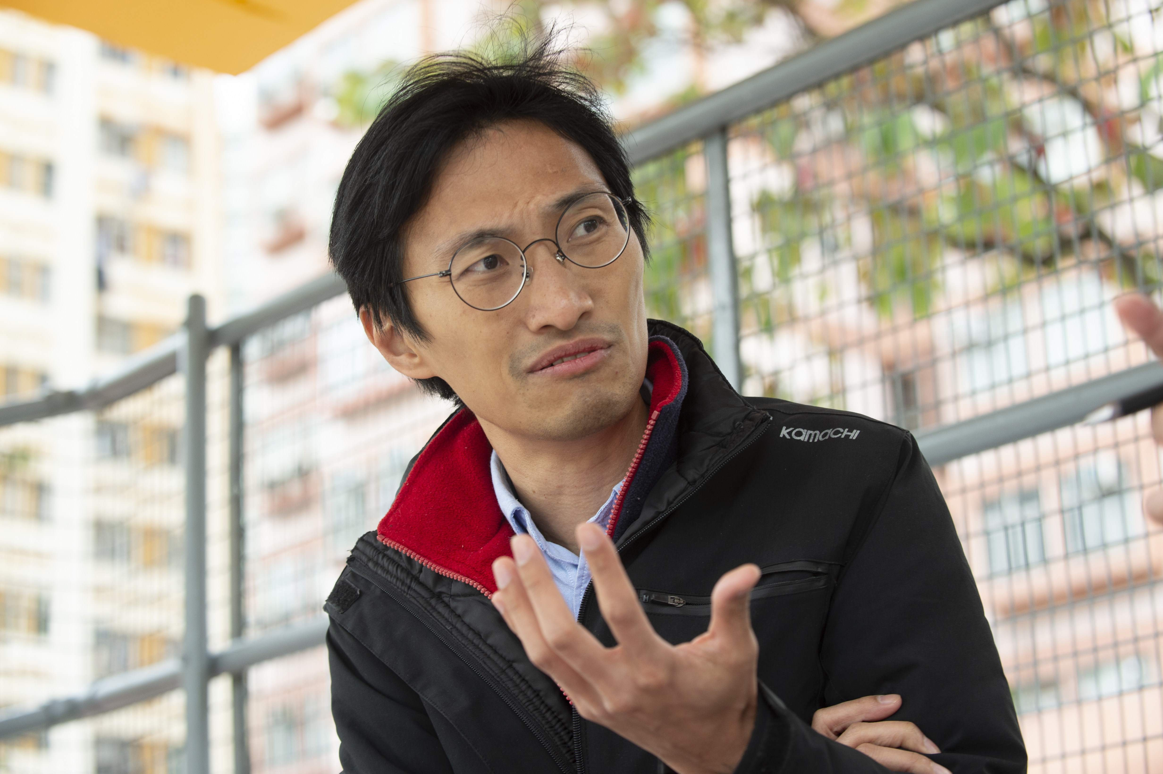 香港泛民主派數名代表人物包括社會民主連線副主席梁國雄、前立法會議員朱凱迪（圖）、民主黨前主席胡志偉等8人被控未經批准集結，一早遭警方登門拘捕。