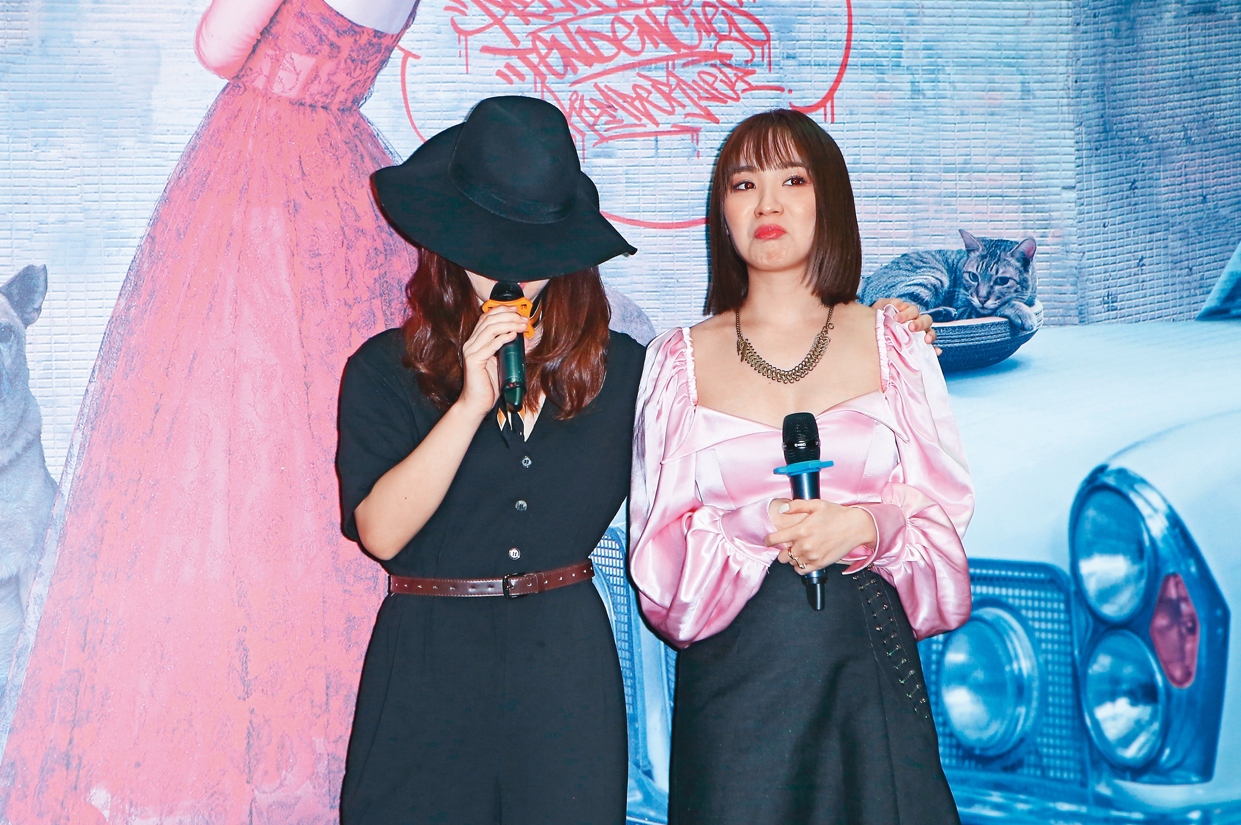 「?te壞特」（左）現身陳芳語（右）的新專輯發表會，靠「避不見面」的神祕感搶走目光。