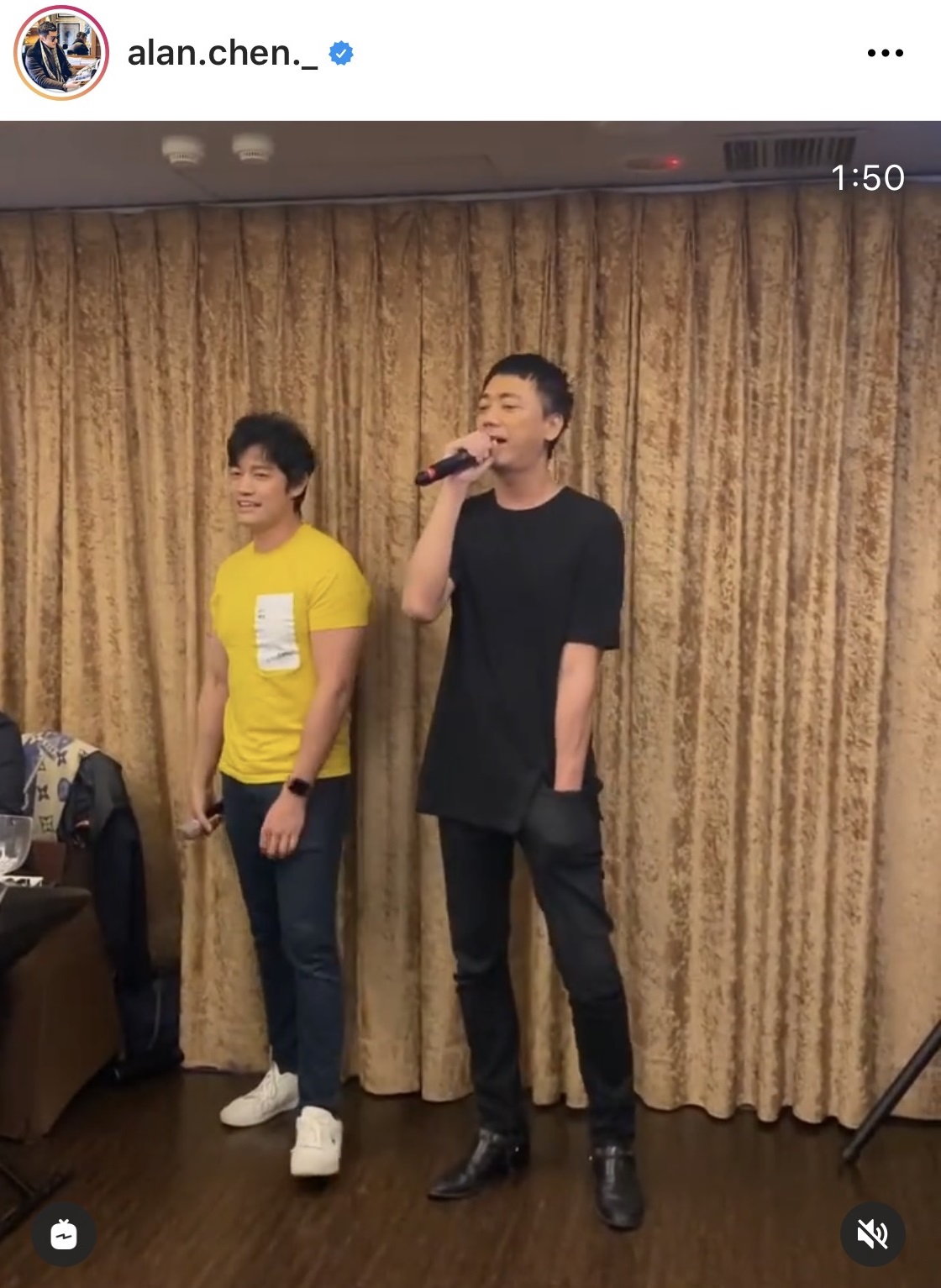 曾偉昌生日派對上歌手阿信也是來賓。(翻攝自曾偉昌IG)